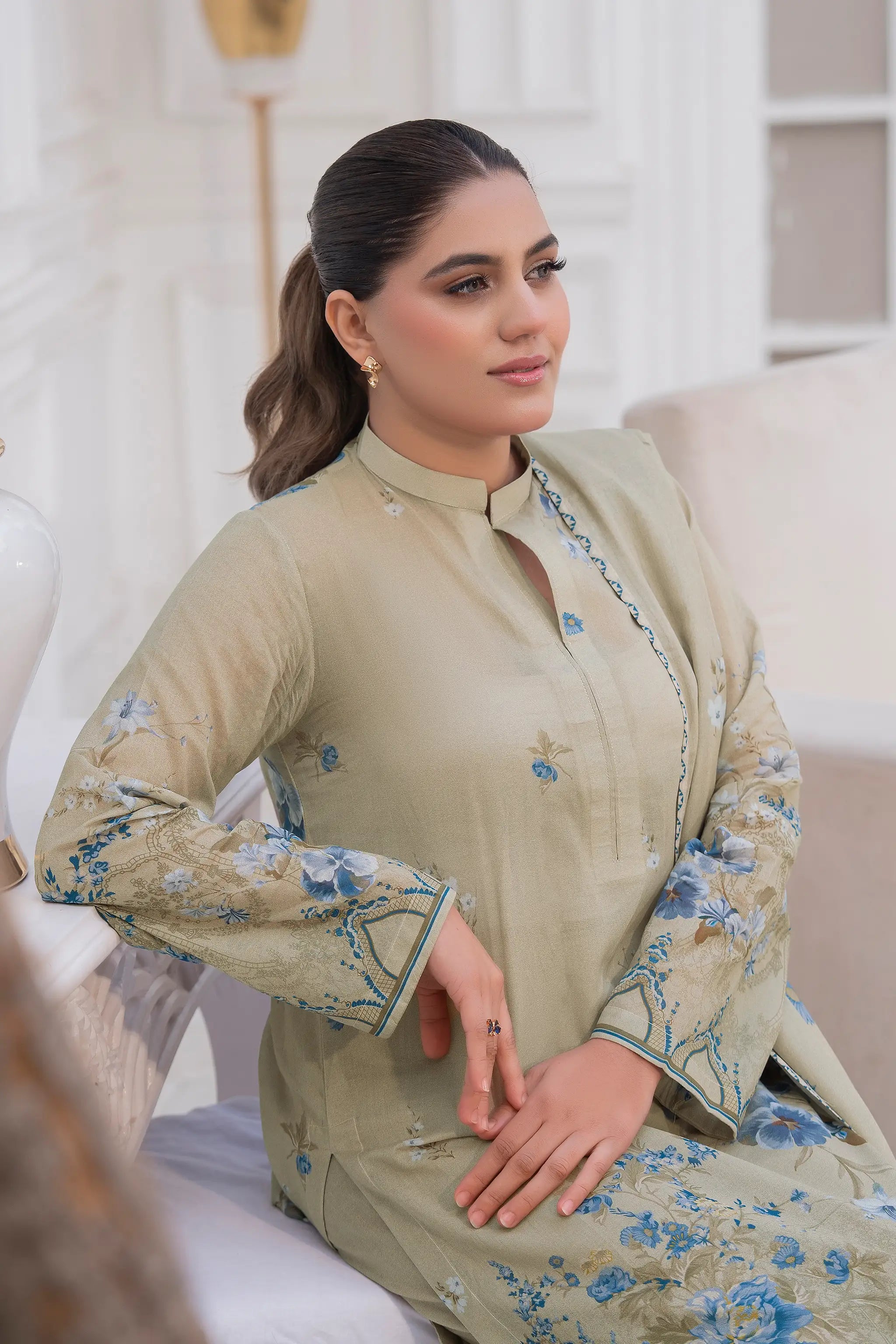 3 Piece Unstitched Pearl Premium Printed Lawn