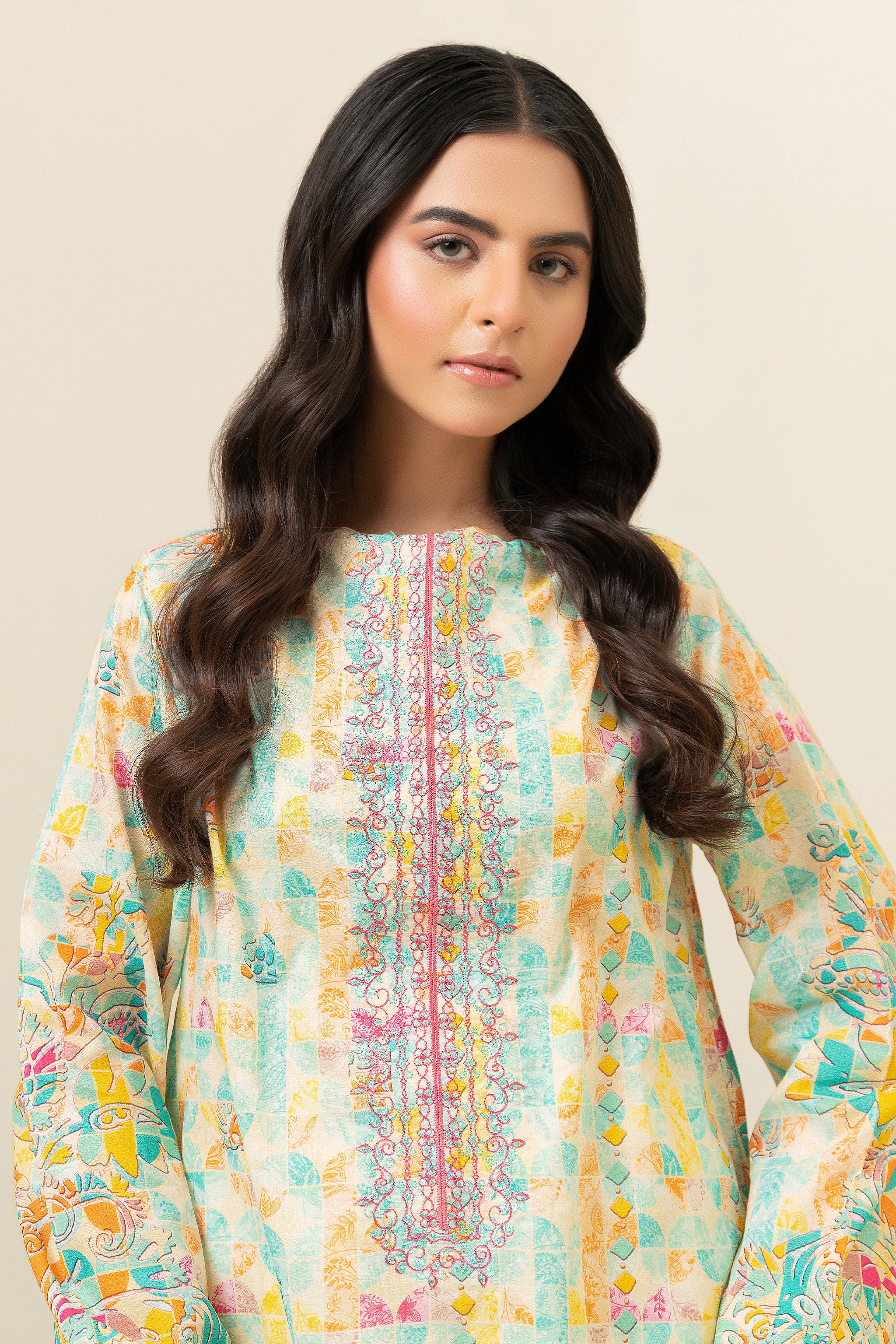 2 Piece Lemon Unstitched Embroidered Lawn - (Vol-39/14)2P-S-25-D4 - SAFANOOR