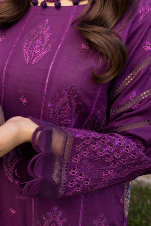 3 Piece Plum Unstitched Embroidered Lawn - SafaNoor