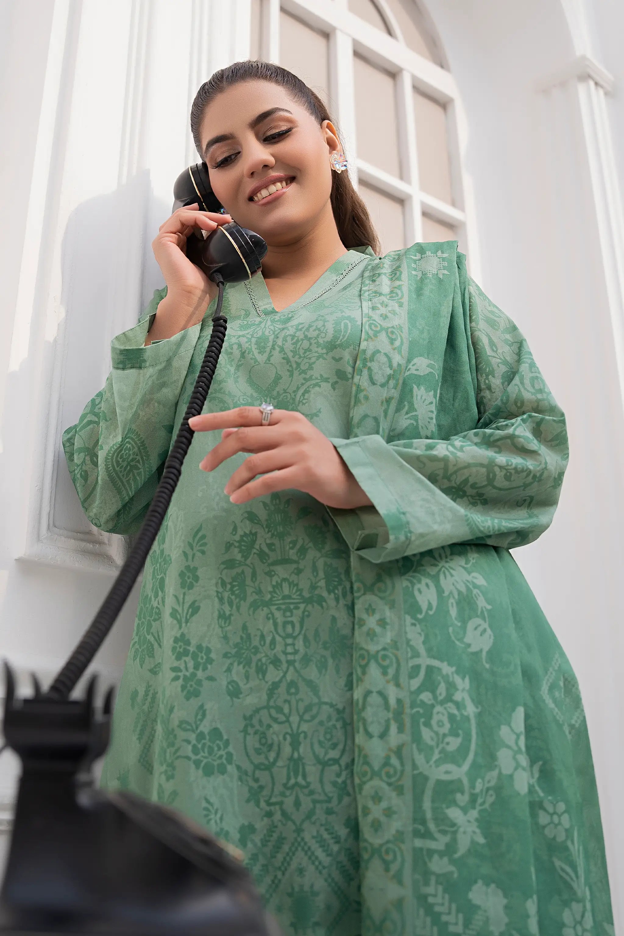 3 Piece Unstitched Hooker Green Premium Printed Lawn Suit by Safa Noor Nigaah Collection Summer 2026