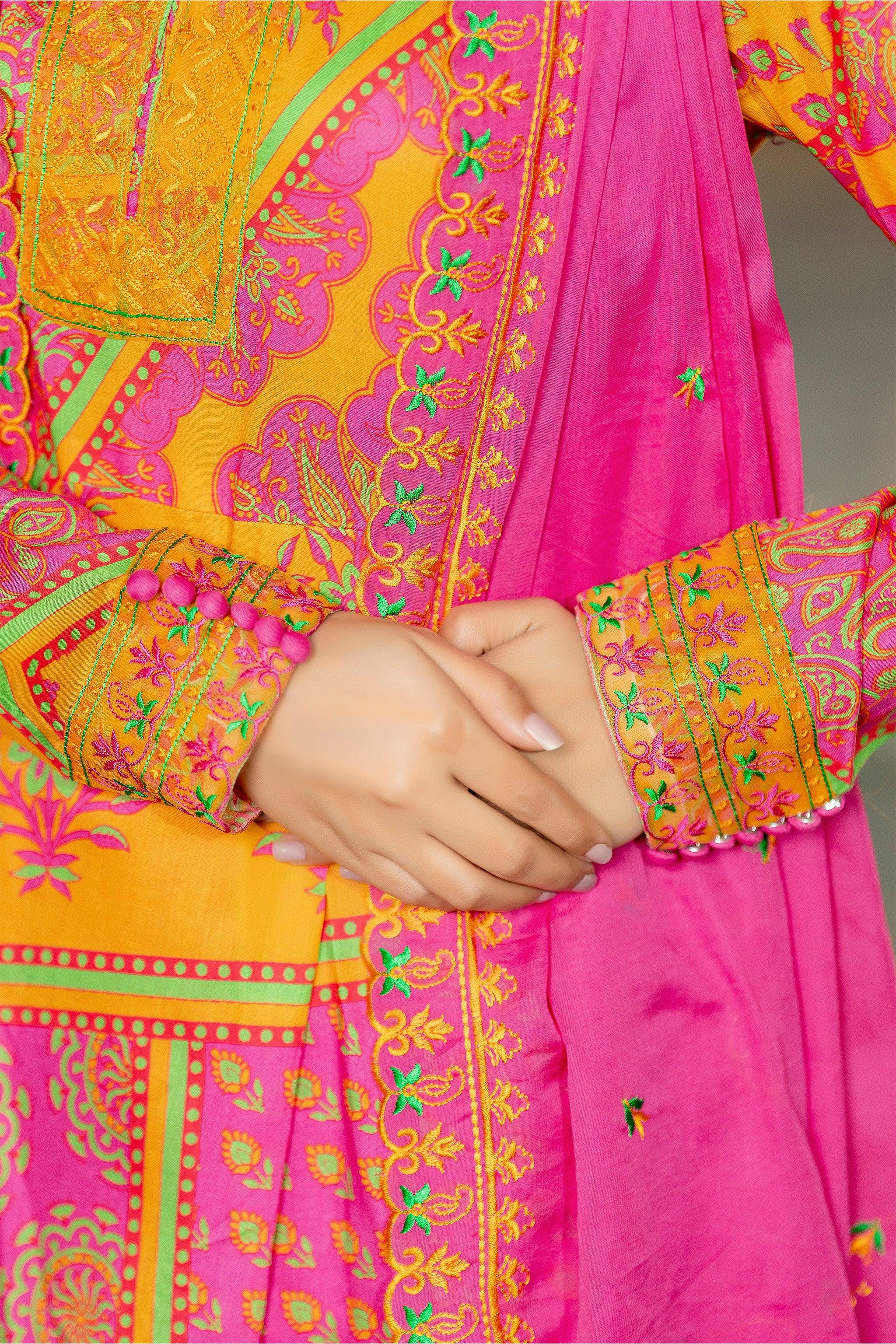 3 Piece Unstitched Pink Embroidered Lawn - SafaNoor