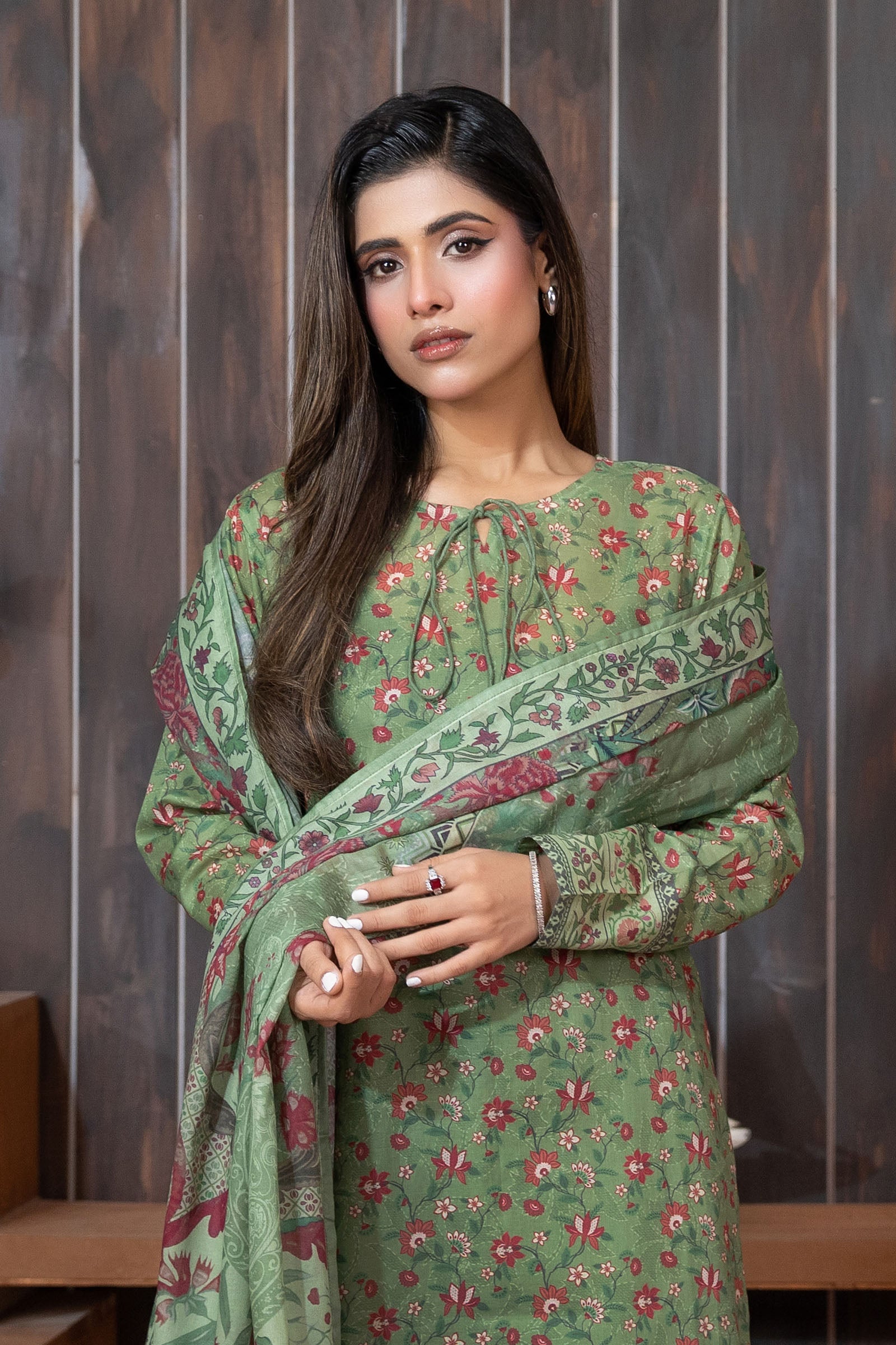 Green 3 Piece Unstitched Premium Printed Lawn Suit By Safa Noor Nigaah Collection Summer 2026