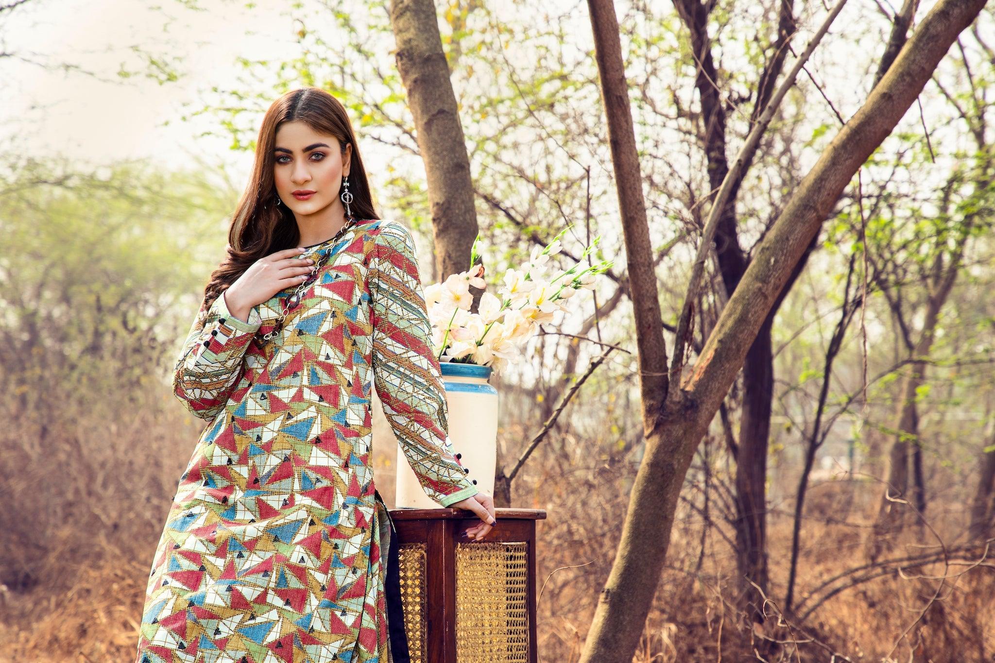 ZARNISH 2 Piece Unstitched Printed Embroidered Lawn Collection 2023 - SafaNoor