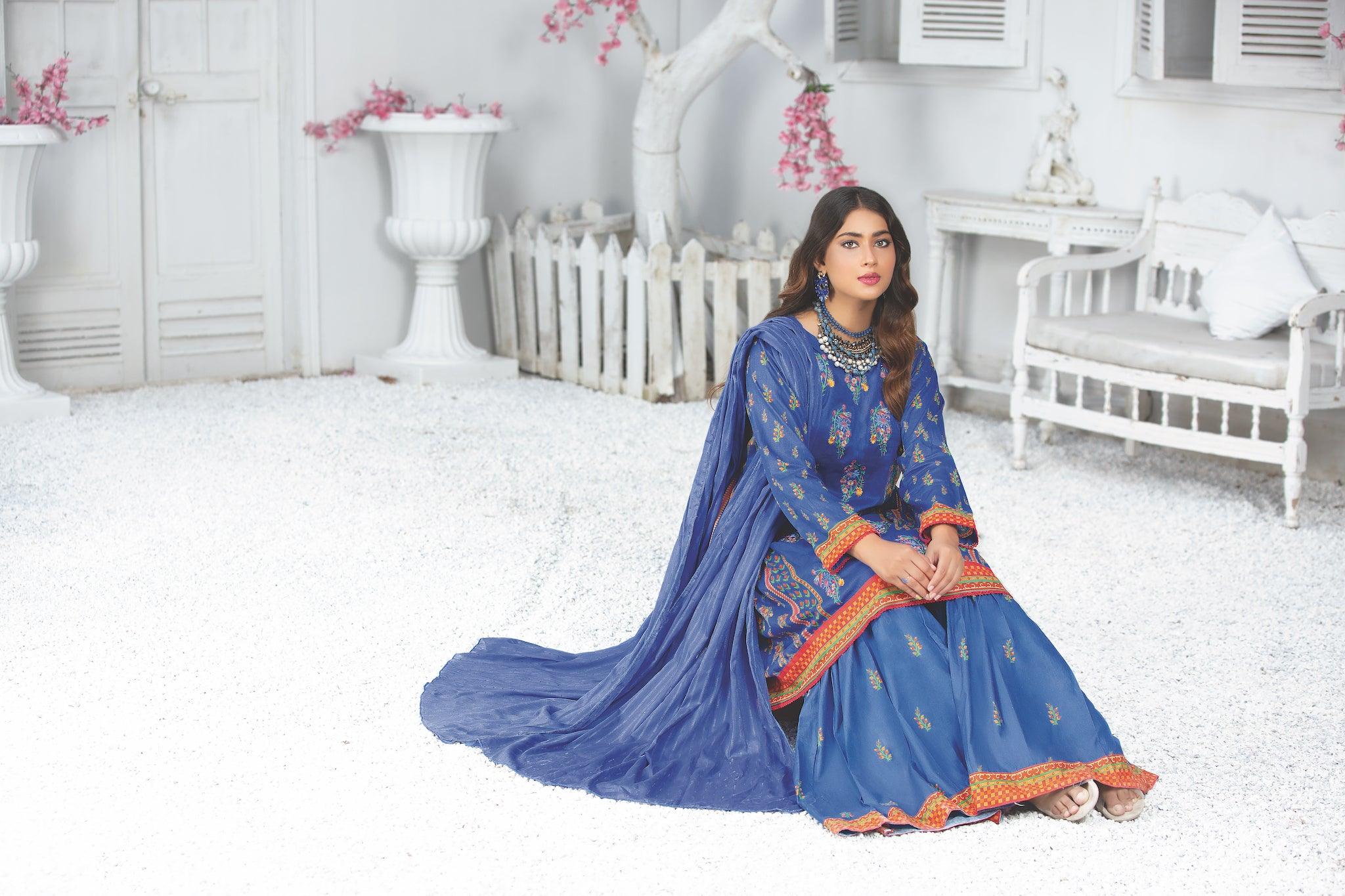 AROMA COLLECTION / 3PCS / EMBROIDERED LAWN - SafaNoor