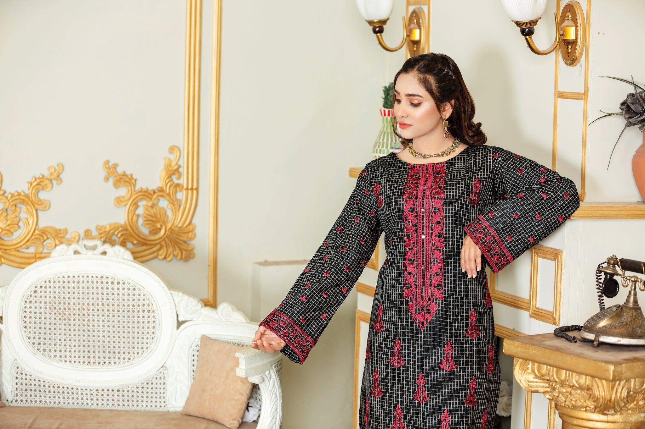 MAH E ROO / 2PCS UNSTITCHED / EMBROIDERED GRID KHADDAR - SafaNoor