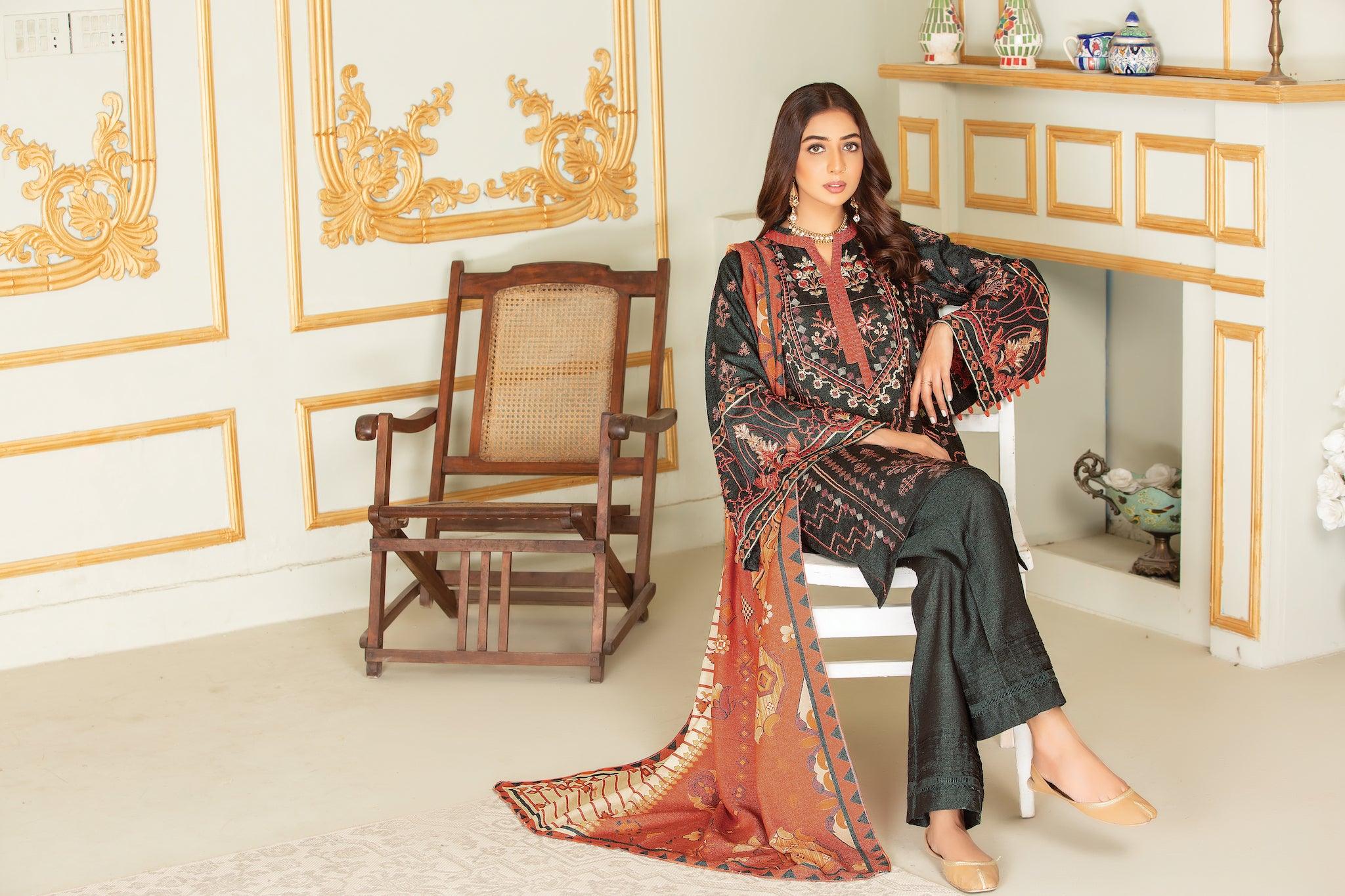 GULNAAR COLLECTION / 3PCS / EMBROIDERED KARANDI - SafaNoor