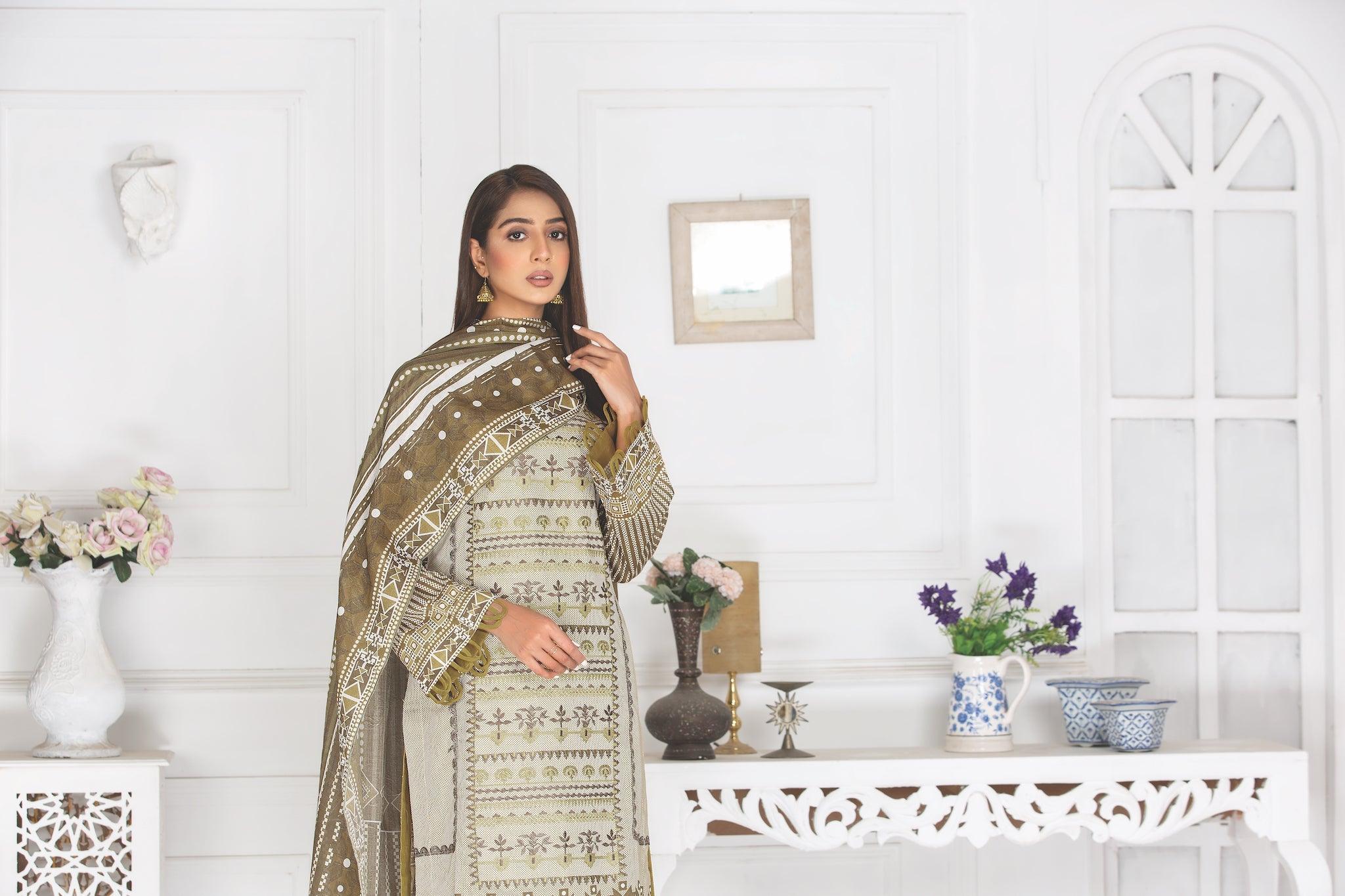 HAYYAT Unstitched 3 Piece Digital Printed Lawn Collection 2023 - SafaNoor