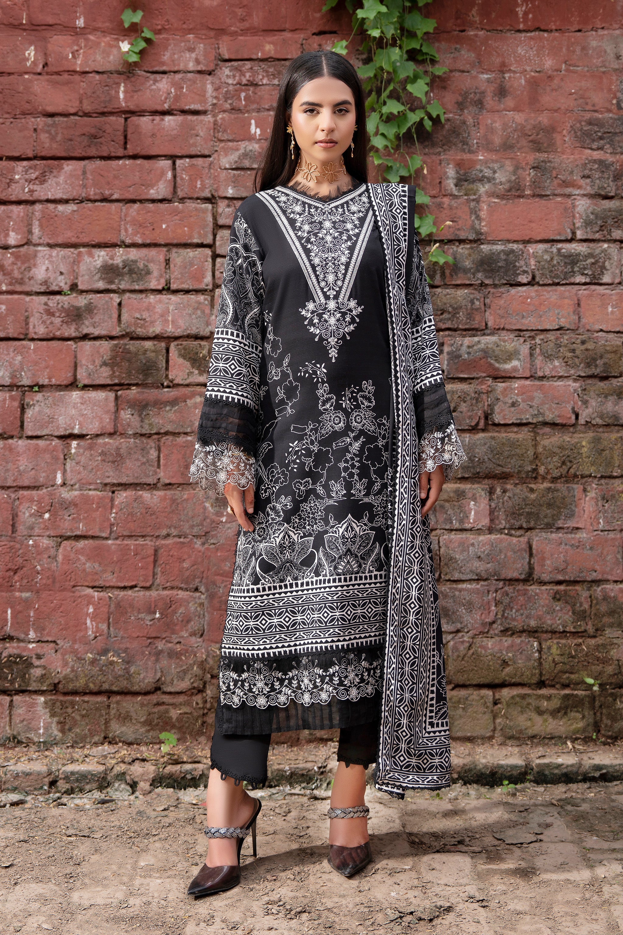 3 Piece Unstitched Black Embroidered Linen Secondary image