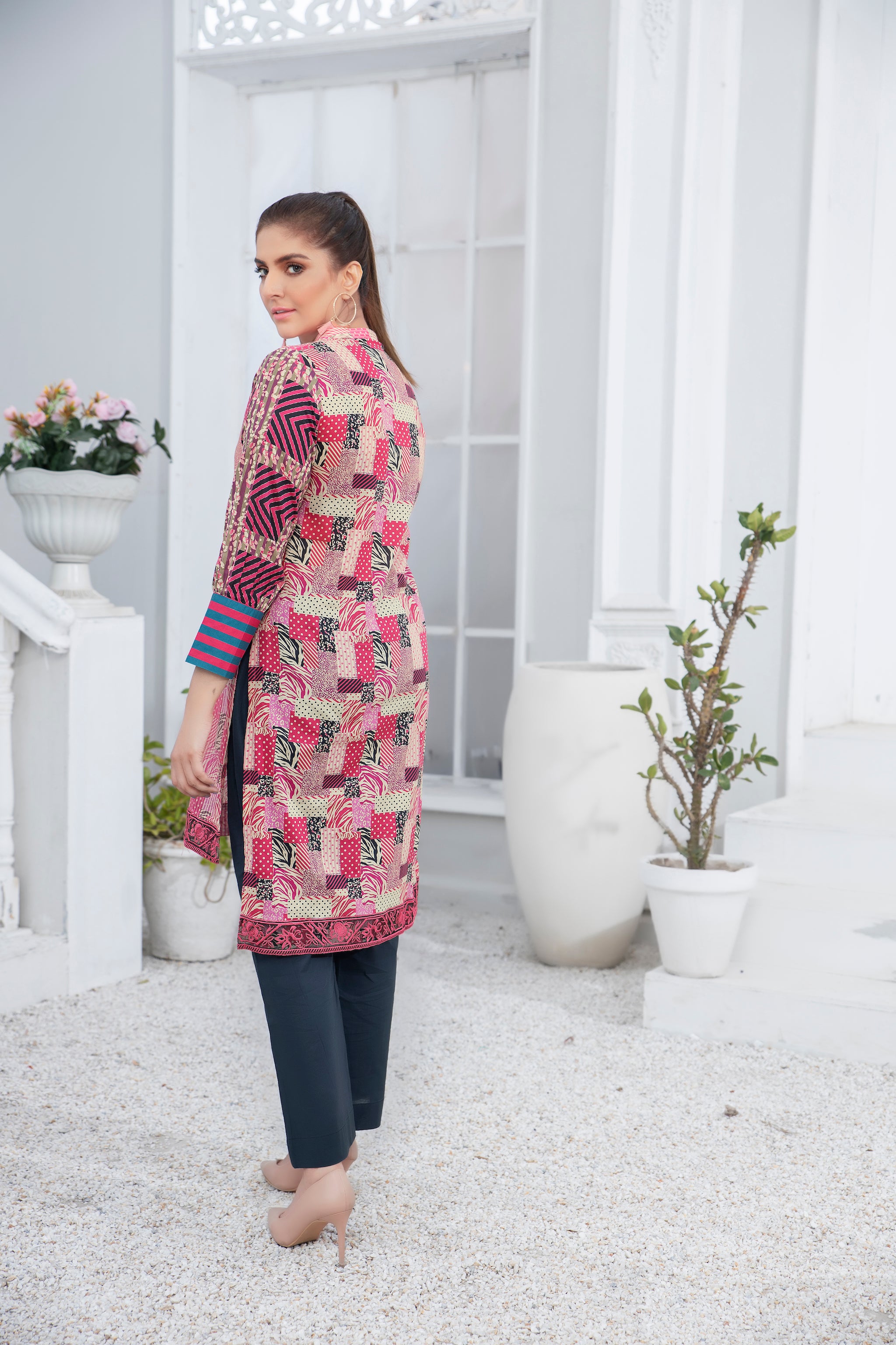 1 Piece Pink Embroidered Lawn Unstitched - (Vol-51/11)1P-S-23-D-7 - SAFANOOR
