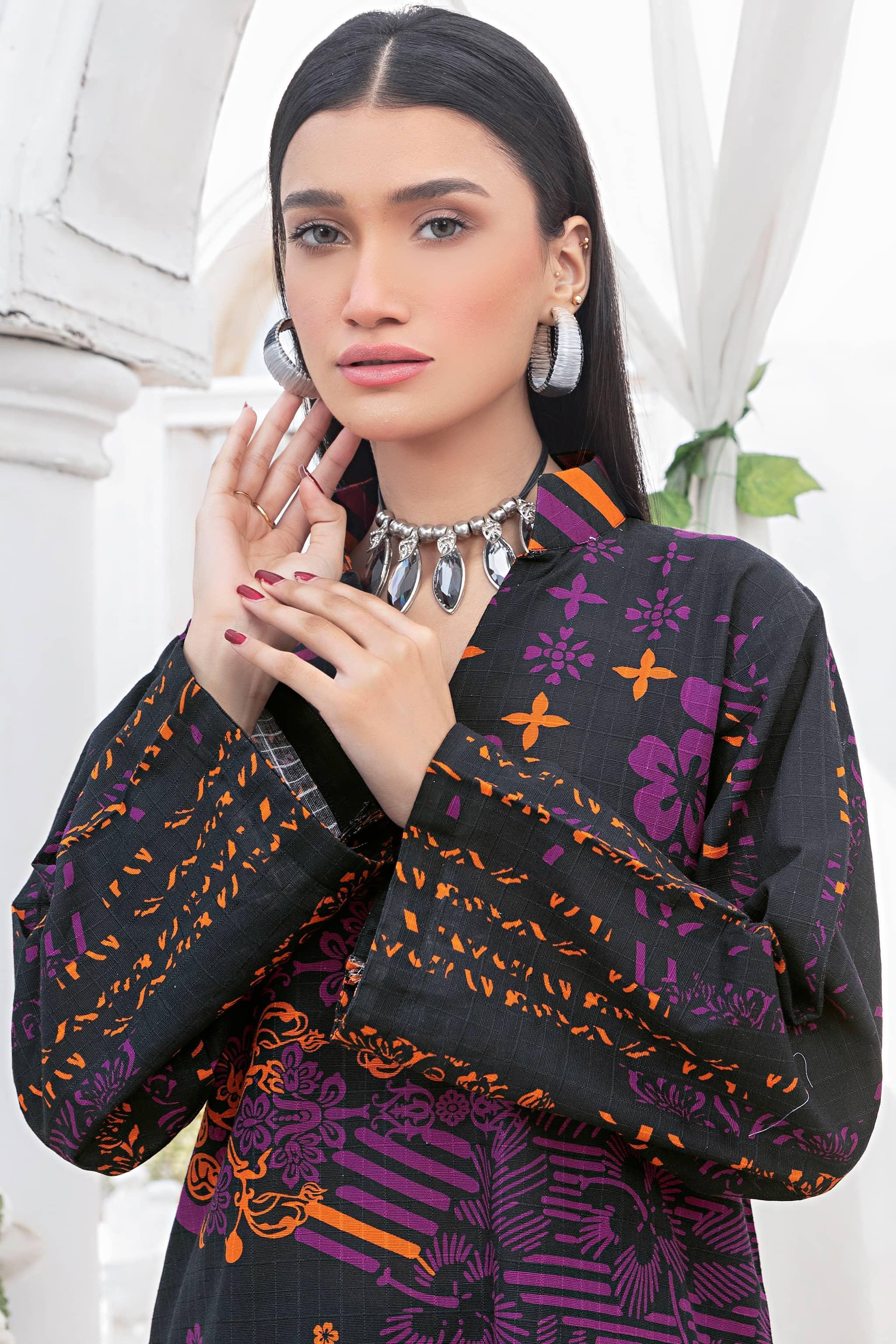 1 Piece Unstitched Doriya Khaddar Chic Black - SafaNoor