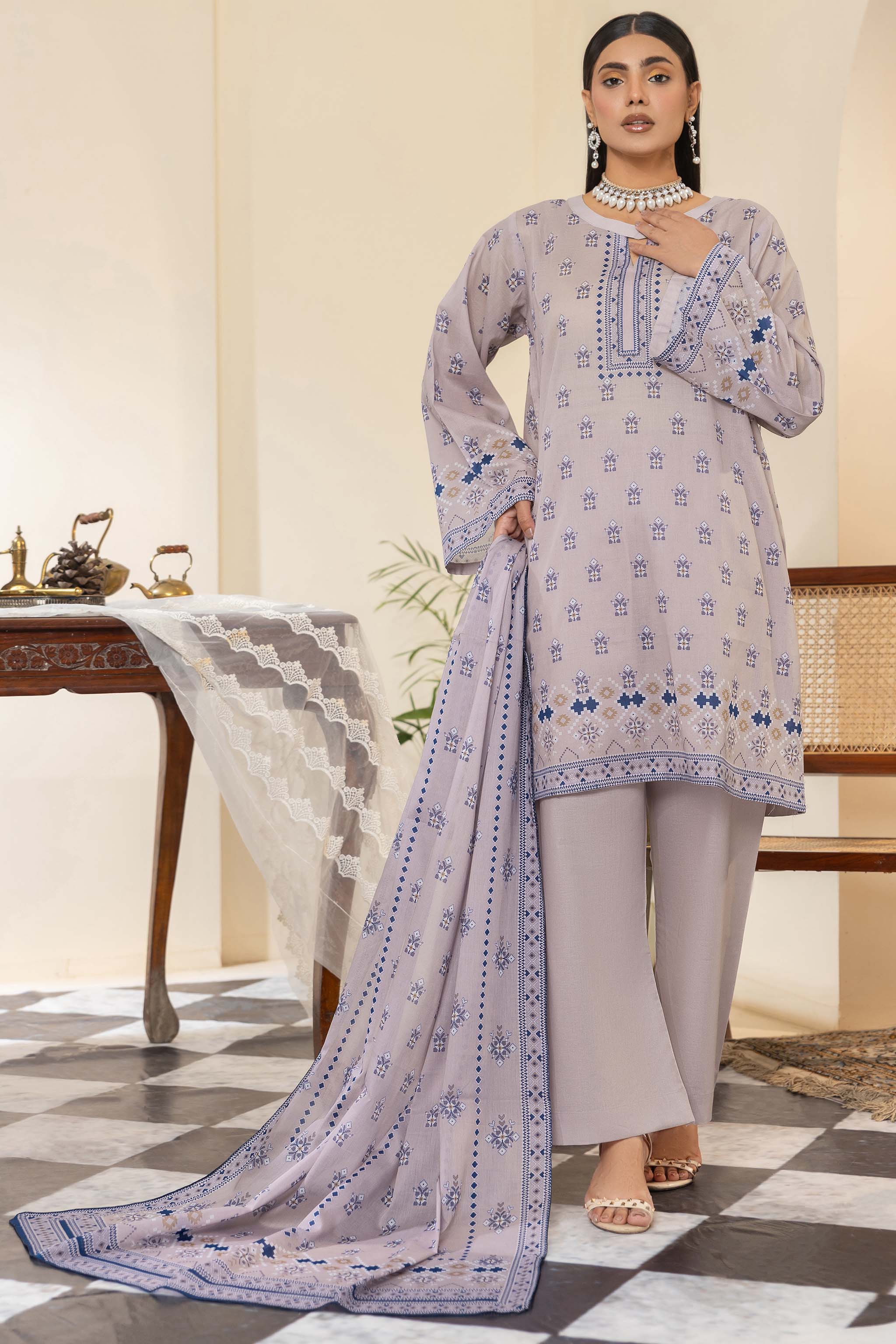 Nigaar Collection 3 PIECE UNSTITCHED / PRINTED LAWN SUIT SUMMER 24 BY SAFANOOR