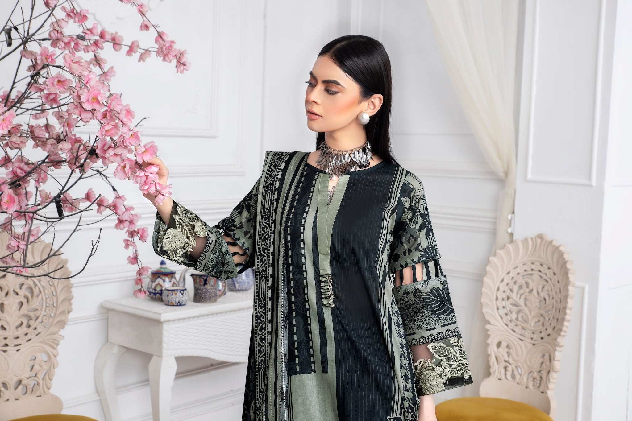 3 PIECE UNSTITCHED / EMBROIDERED LAWN SUIT SUMMER 24 BY SAFANOOR
