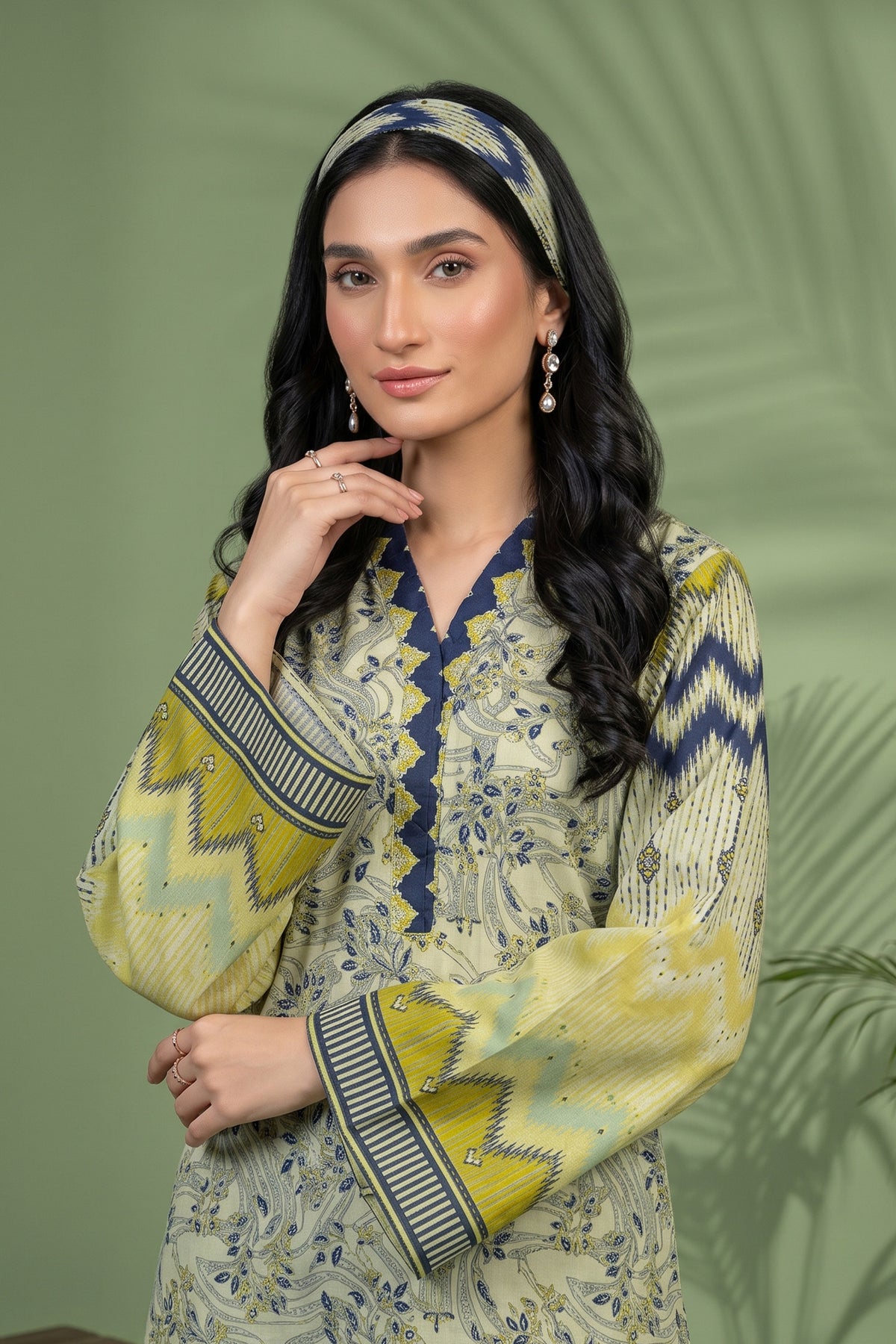 1 Piece Unstitched Doriya Khaddar Multi Cream