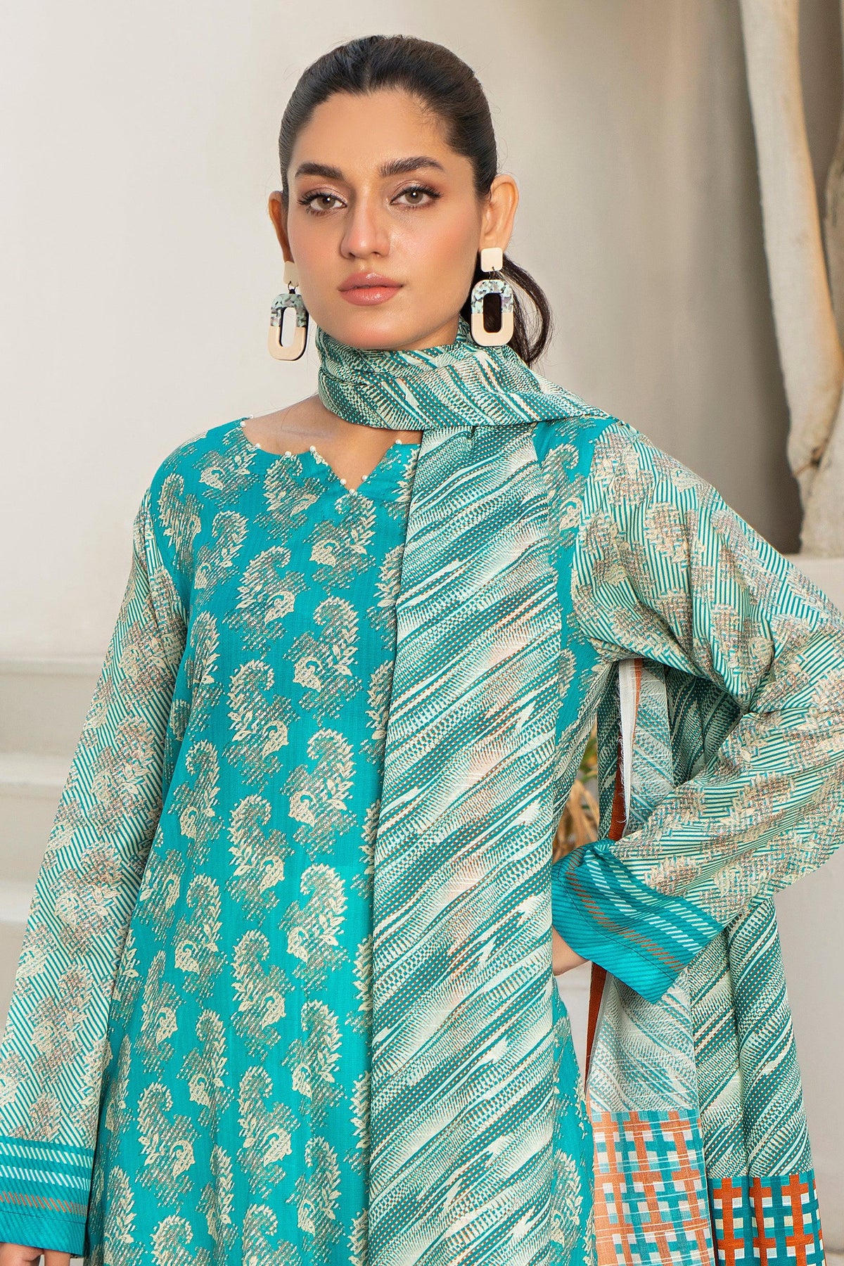 3 Piece Unstitched Aqua Blue Printed Lawn - SafaNoor
