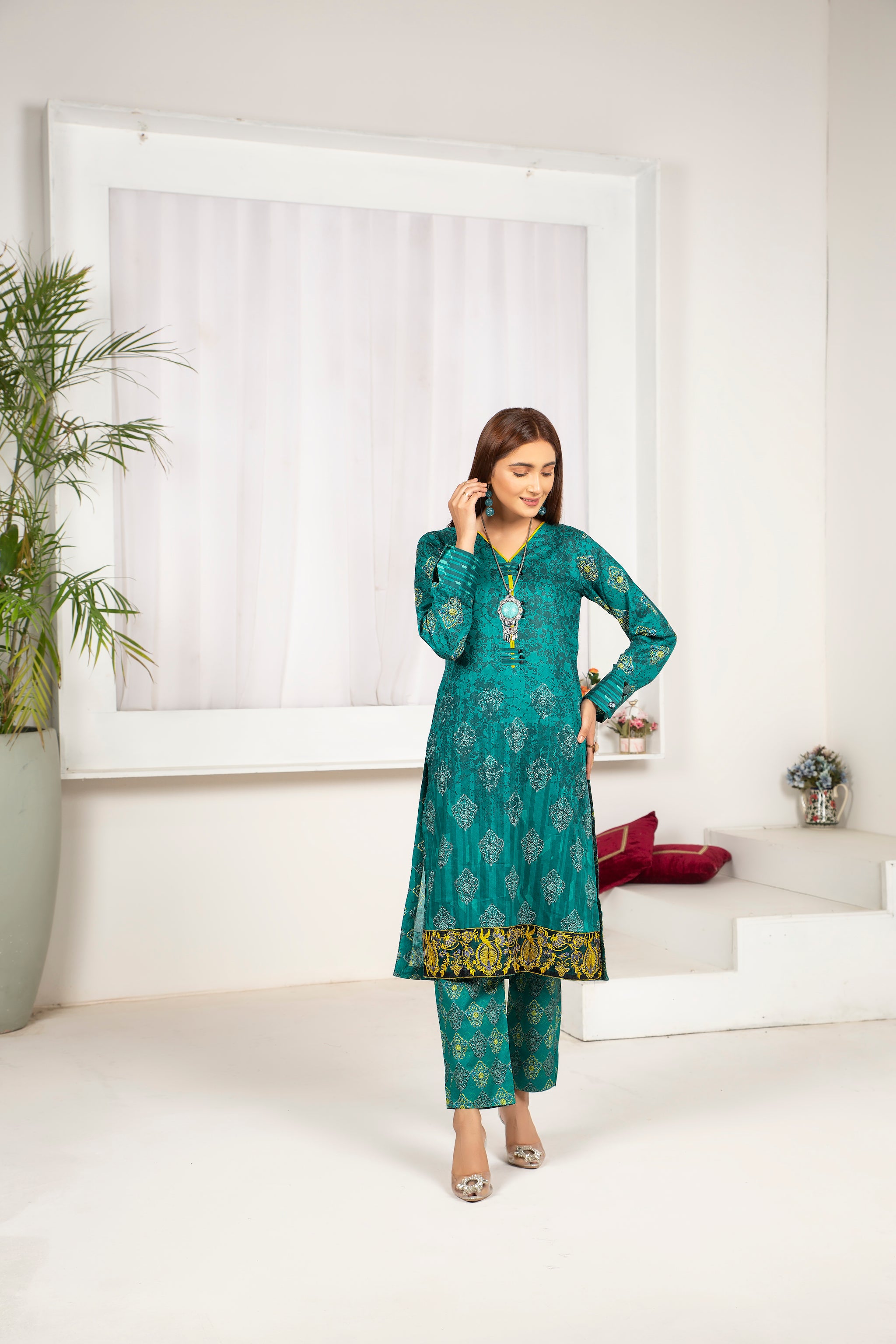 2 Piece Green Unstitched Digital Printed Lawn - (Vol-24/09)2P-S-24-D-1 - SAFANOOR