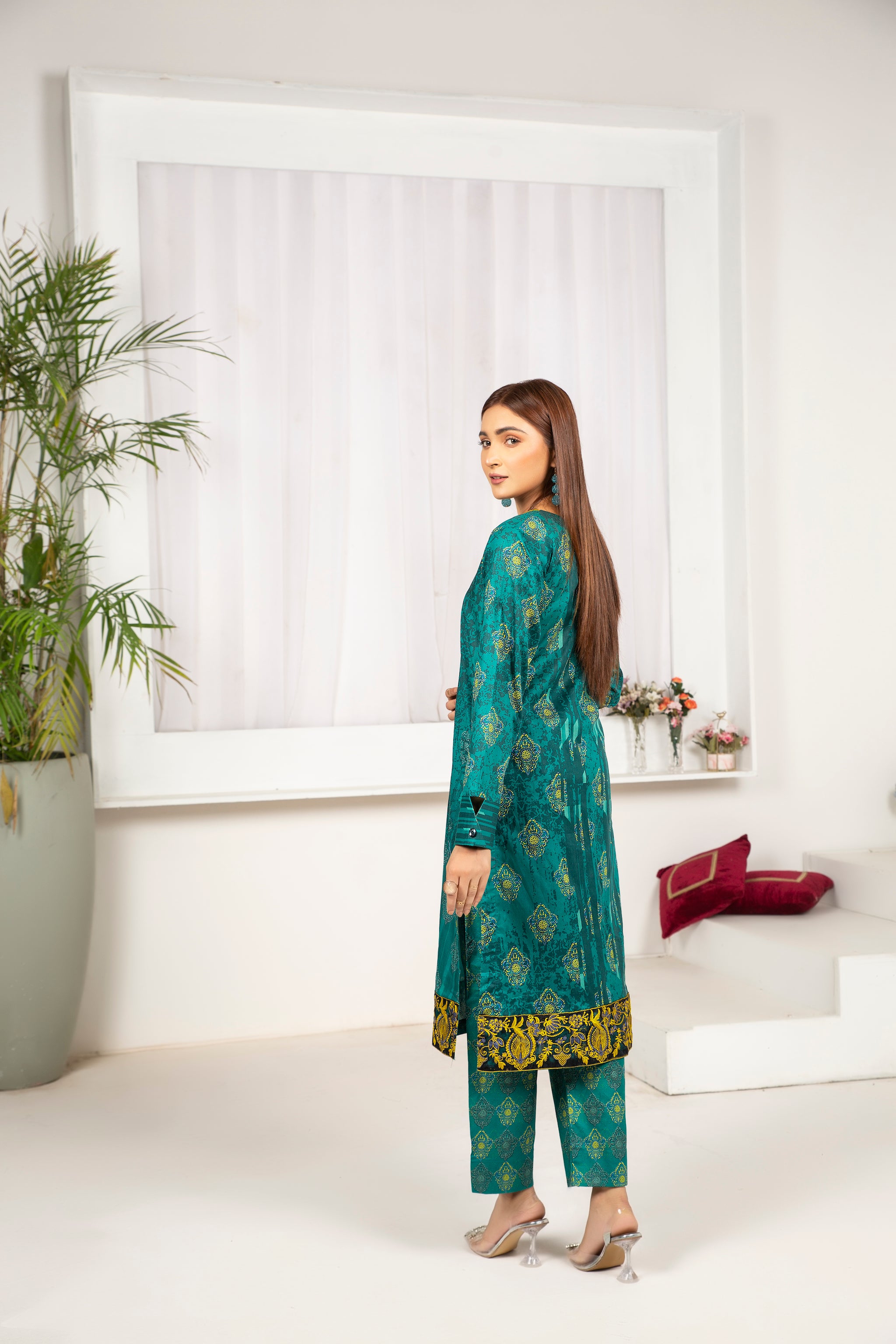 2 Piece Green Unstitched Digital Printed Lawn - (Vol-24/09)2P-S-24-D-1 - SAFANOOR