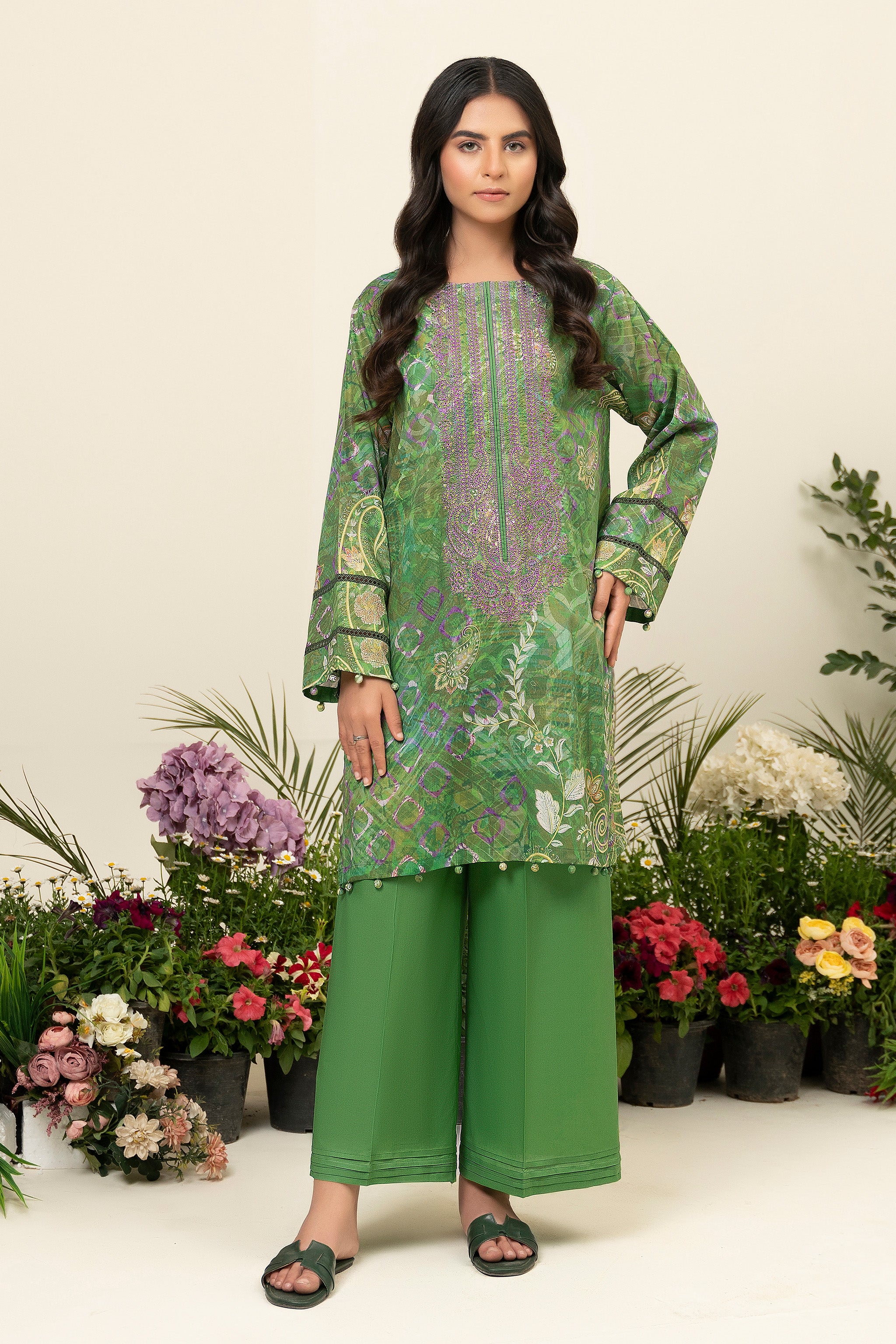 2 Piece Green Unstitched Embroidered Lawn - (Vol-39/14)2P-S-25-D3 - SAFANOOR