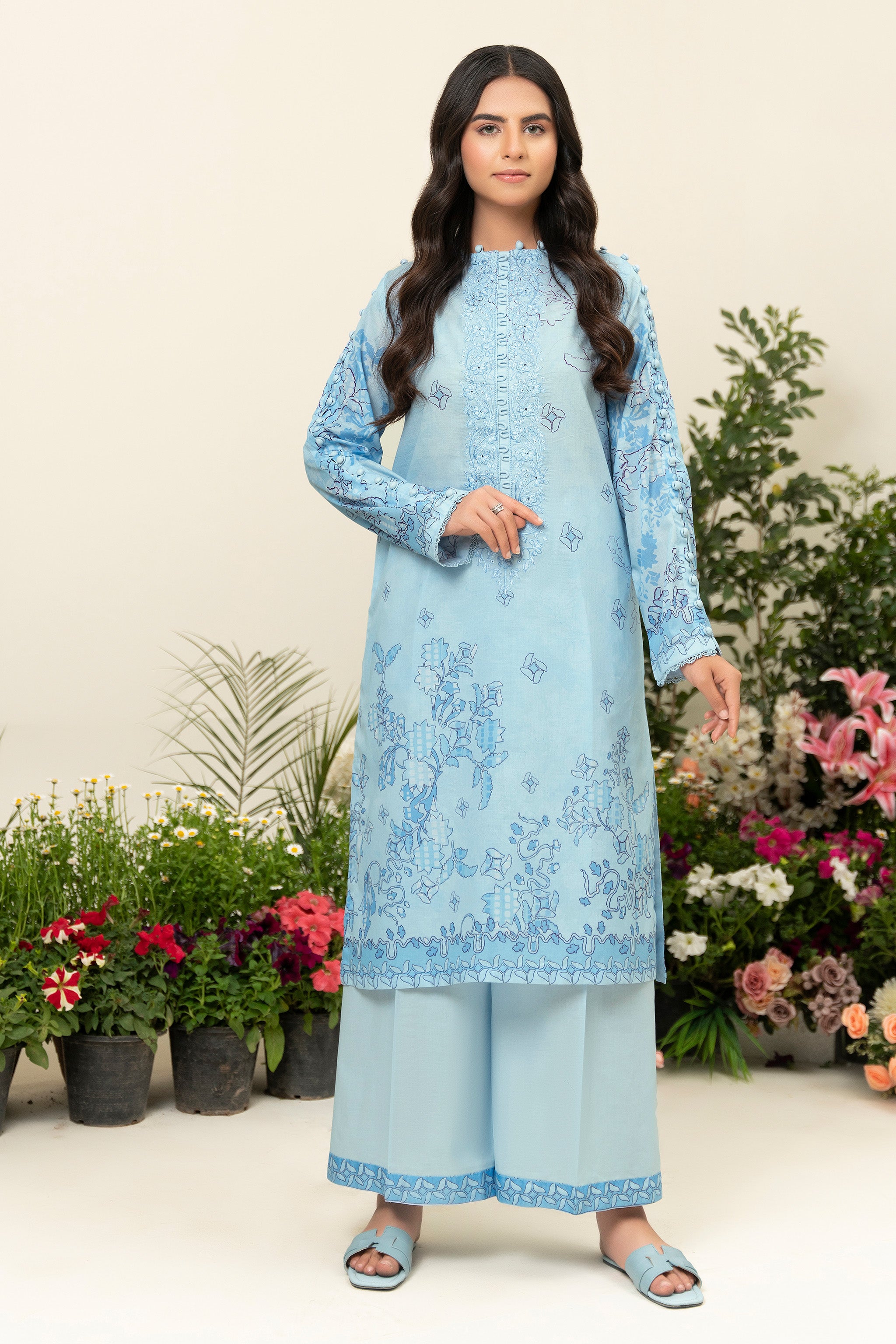 2 Piece Ice Blue Unstitched Embroidered Lawn - (Vol-39/14)2P-S-25-D6 - SAFANOOR