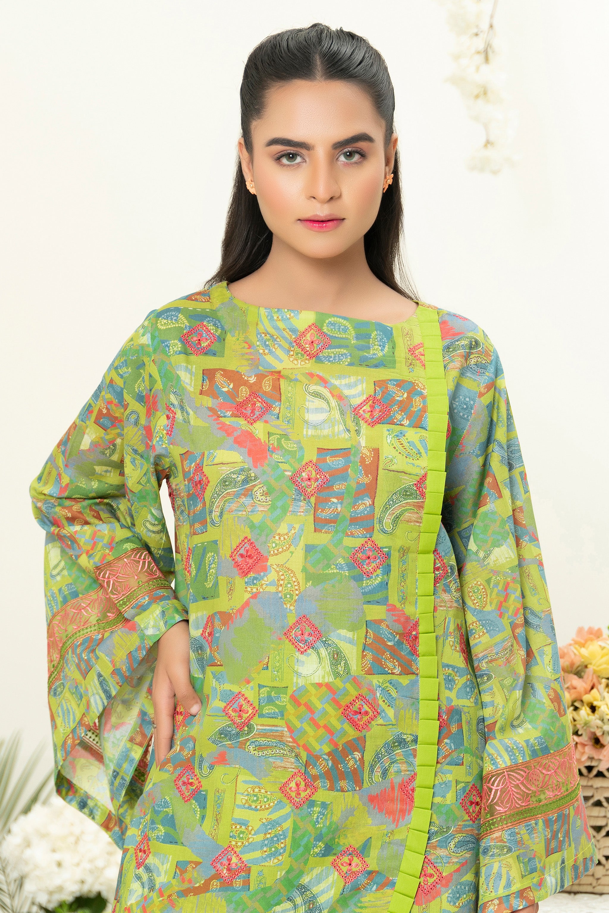 2 Piece Parrot Unstitched Embroidered Lawn - (Vol-39/14)2P-S-25-D7 - SAFANOOR