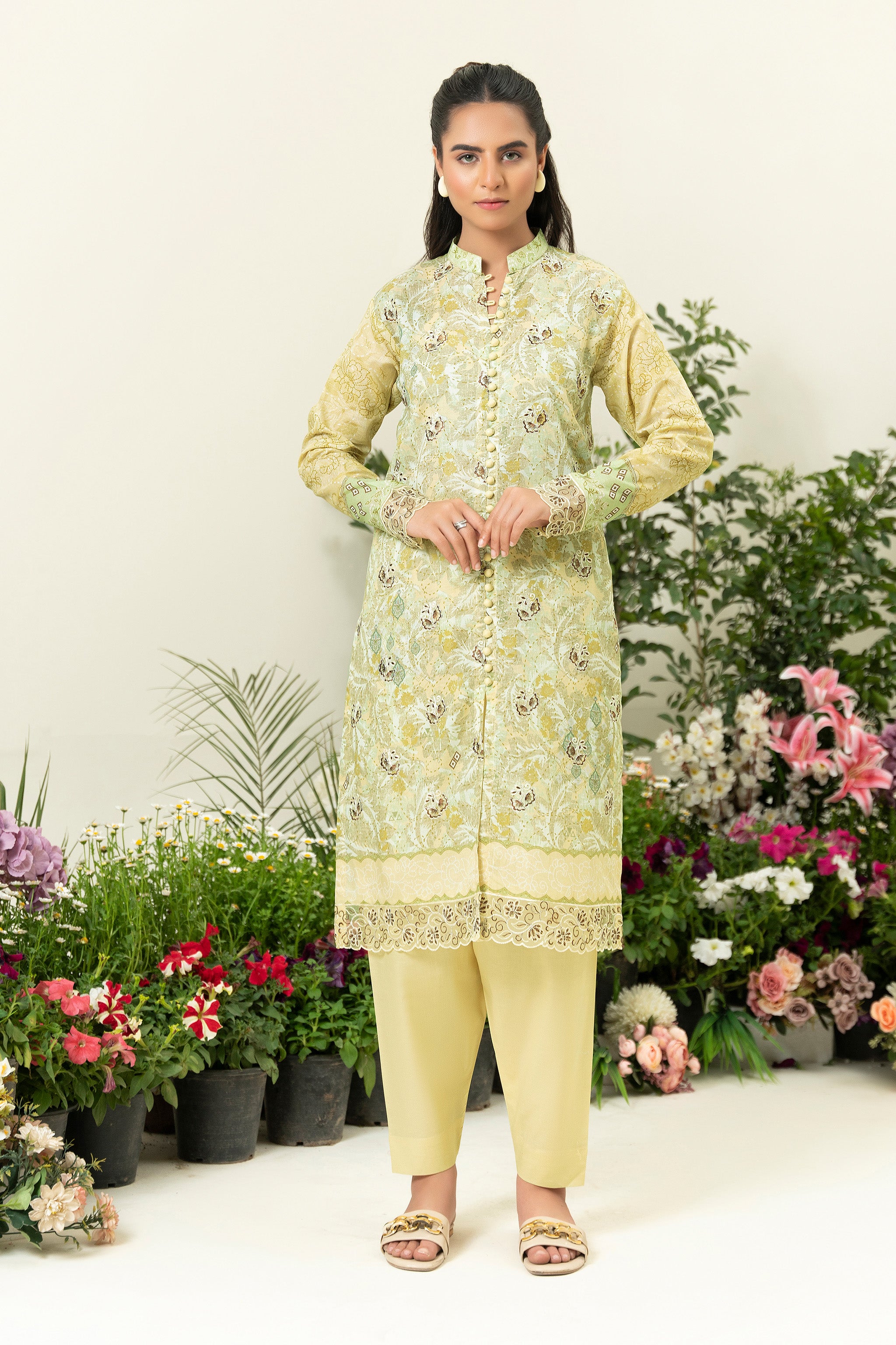 2 Piece Pistachio Unstitched Embroidered Lawn - (Vol-39/14)2P-S-25-D15 - SAFANOOR