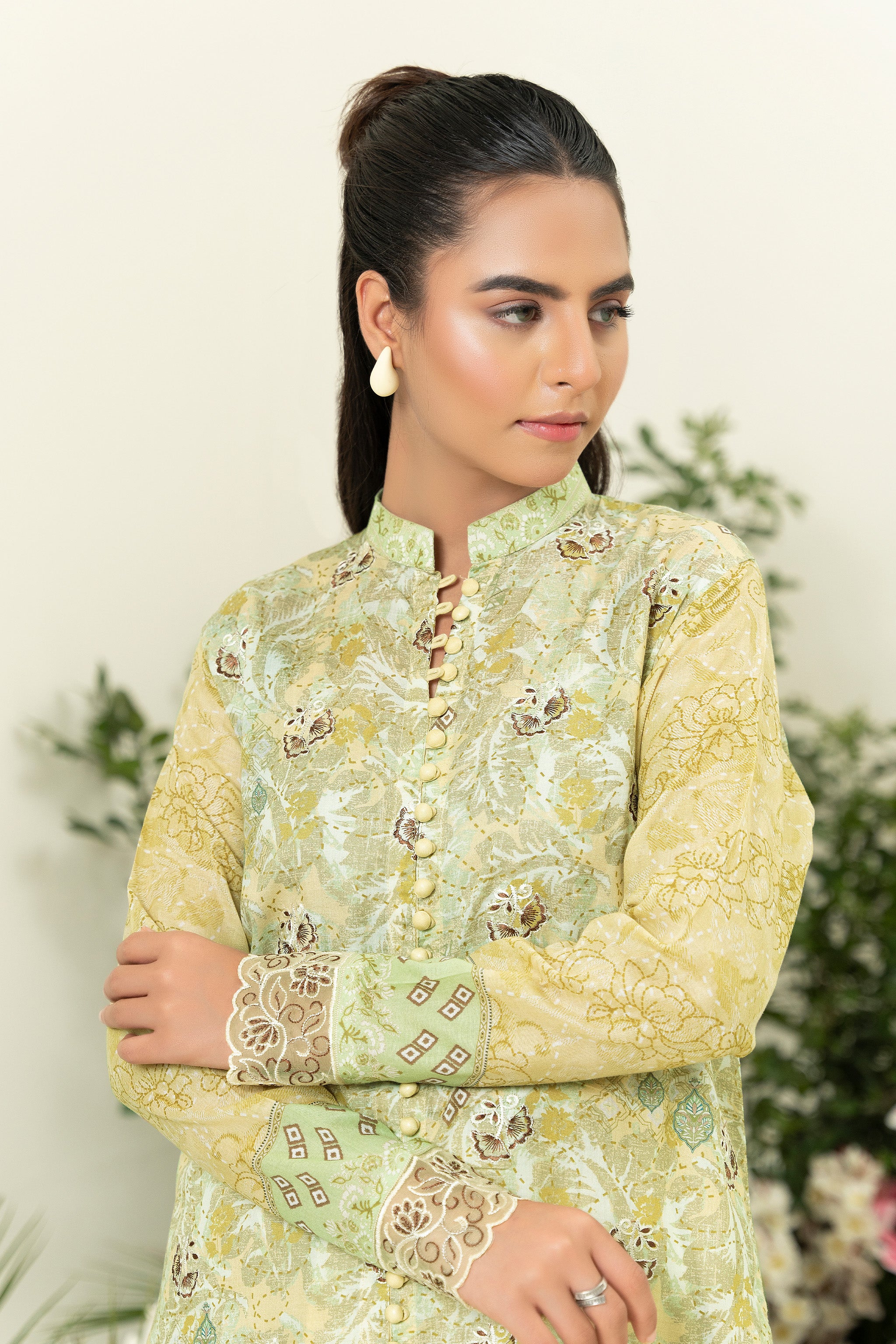 2 Piece Pistachio Unstitched Embroidered Lawn - (Vol-39/14)2P-S-25-D15 - SAFANOOR