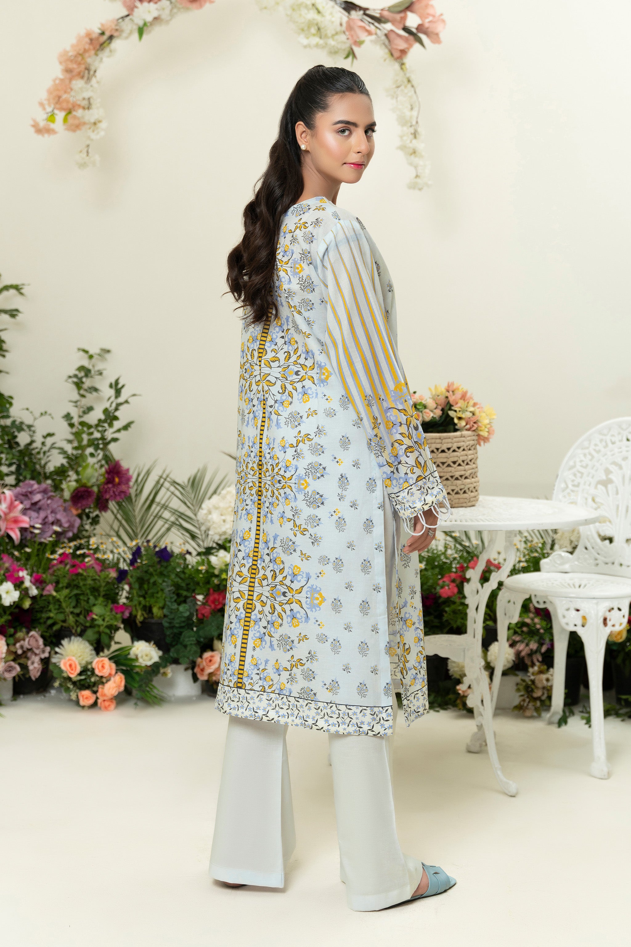 2 Piece Teal Unstitched Embroidered Lawn - (Vol-39/14)2P-S-25-D8 - SAFANOOR