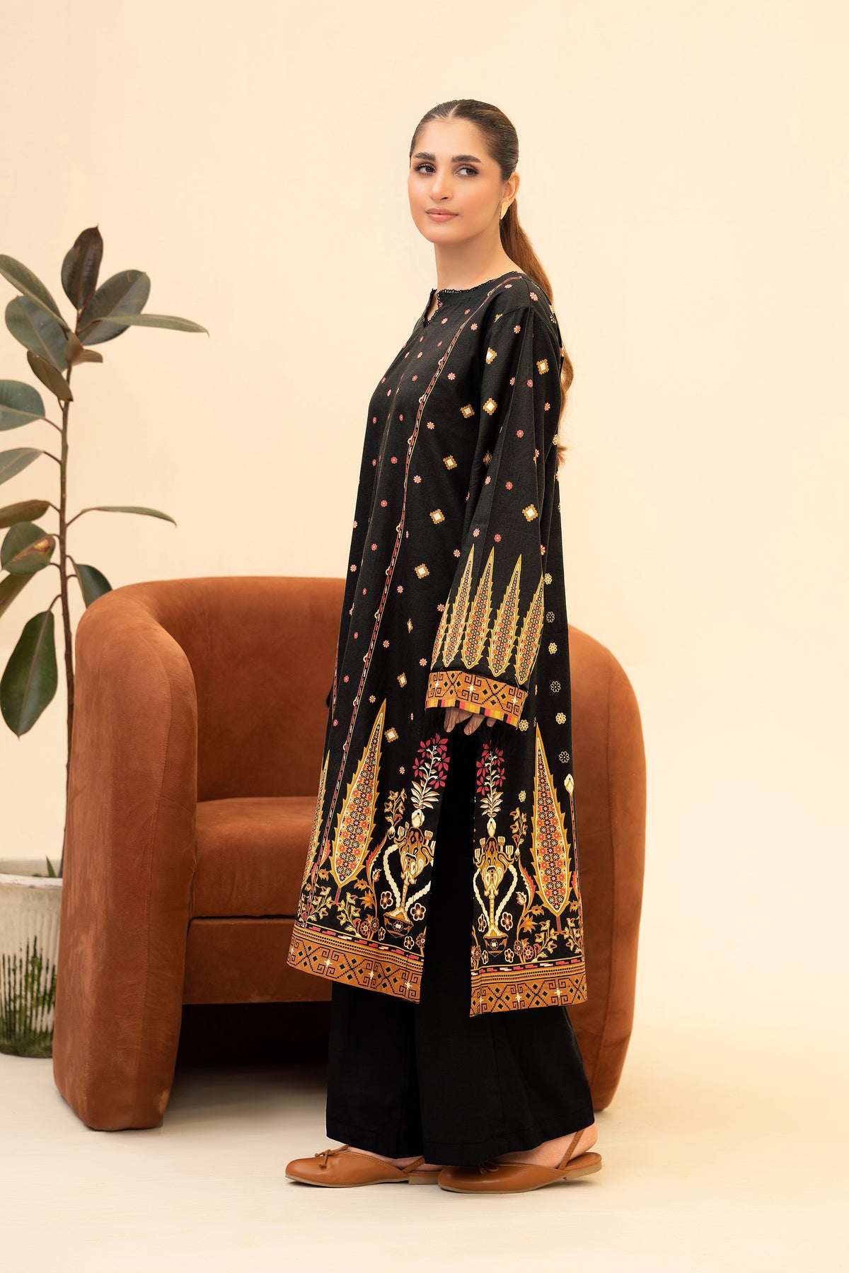 2 Piece Unstitched Black Printed Cotton - (Vol-42/05)D-5 - SAFANOOR