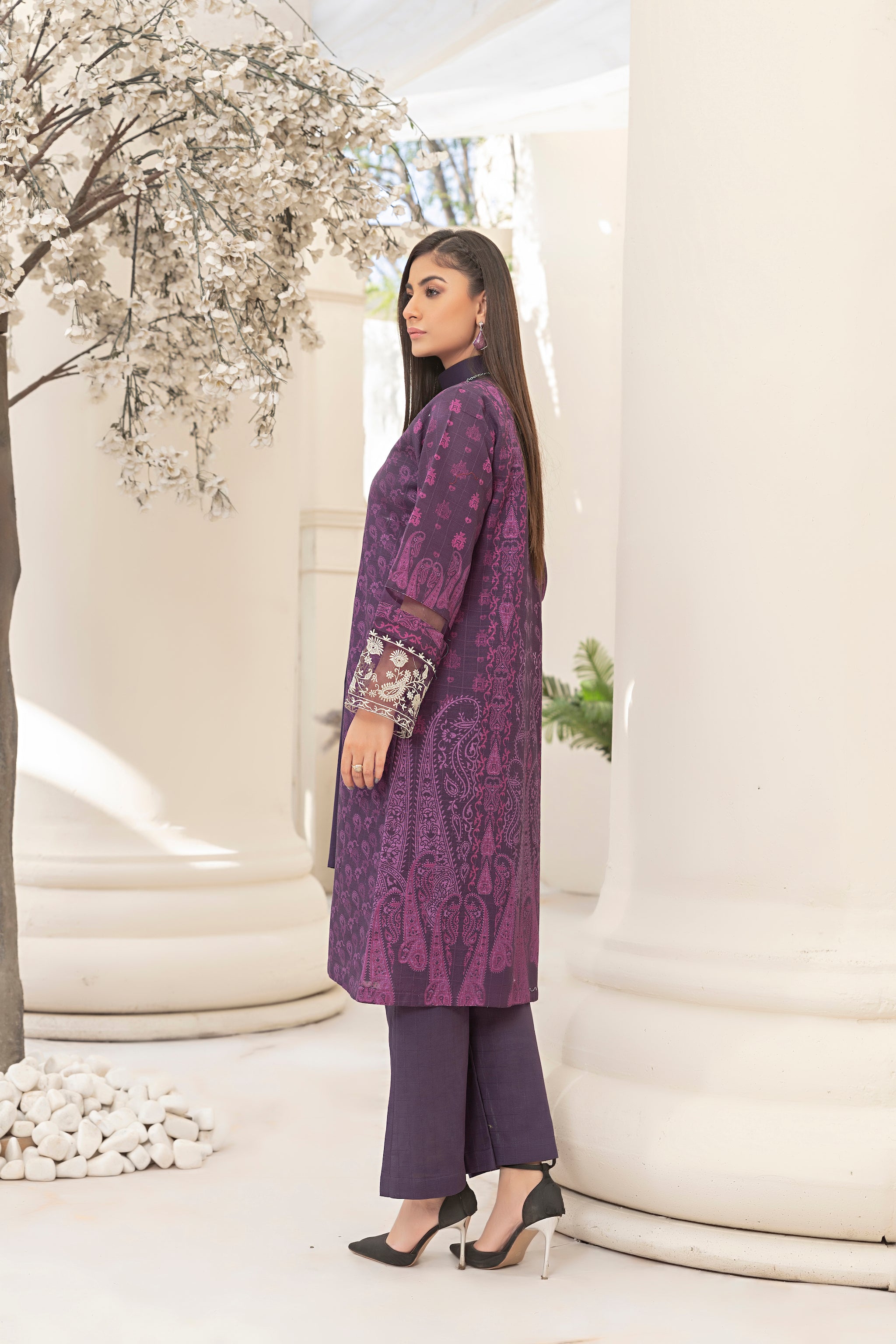 2 Piece Unstitched Plum Needle Khaddar - (Vol-22/11)2P-W-23-D-3 - SAFANOOR