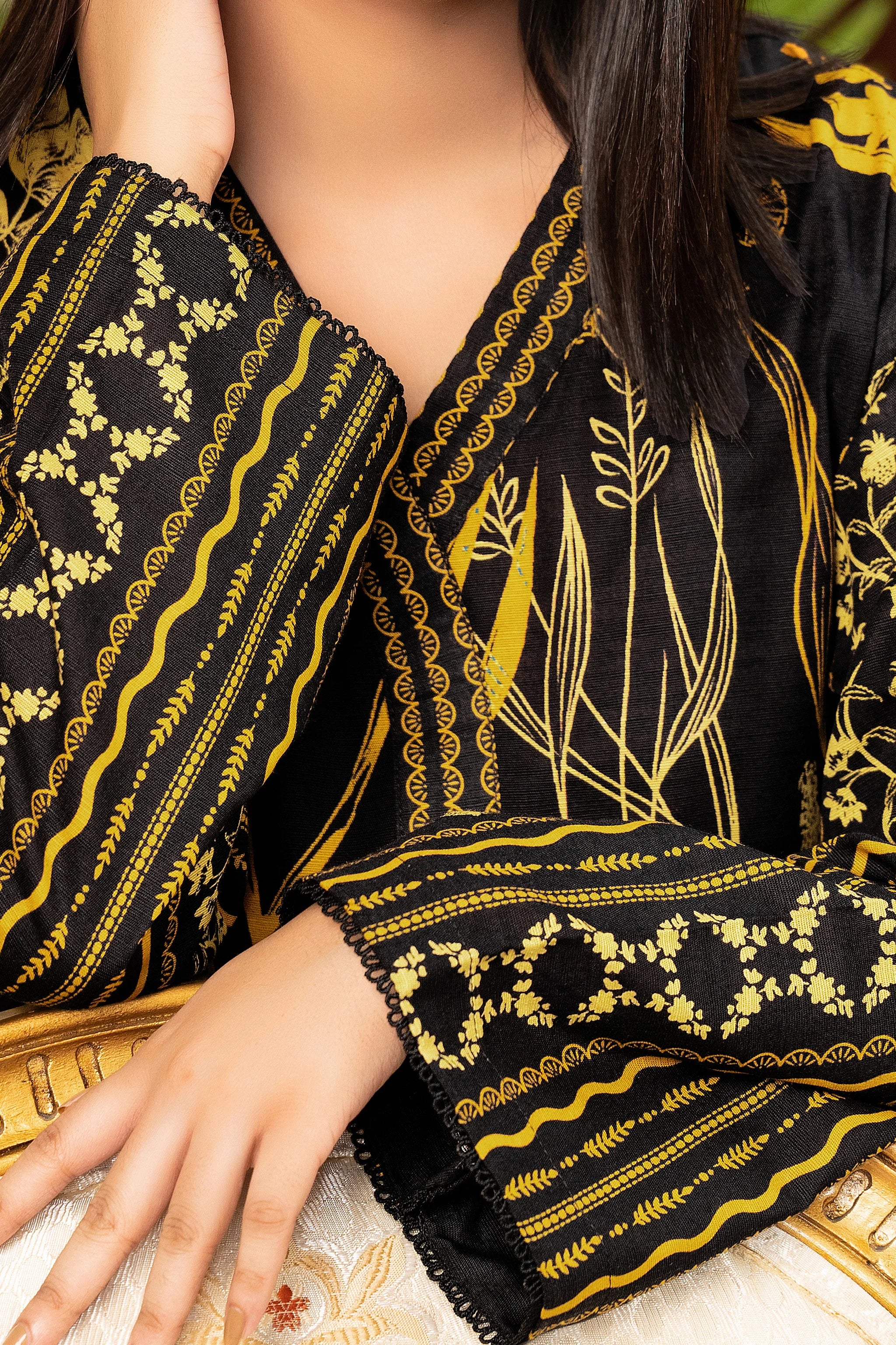 2 Piece Unstitched Printed Black Khaddar