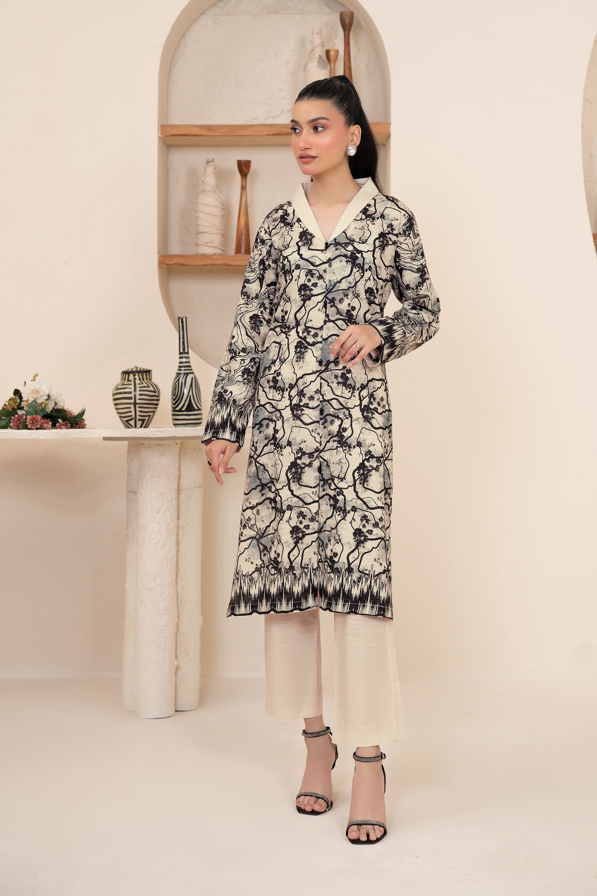 2 Piece Unstitched Printed Desert Sand Khaddar Secondary image