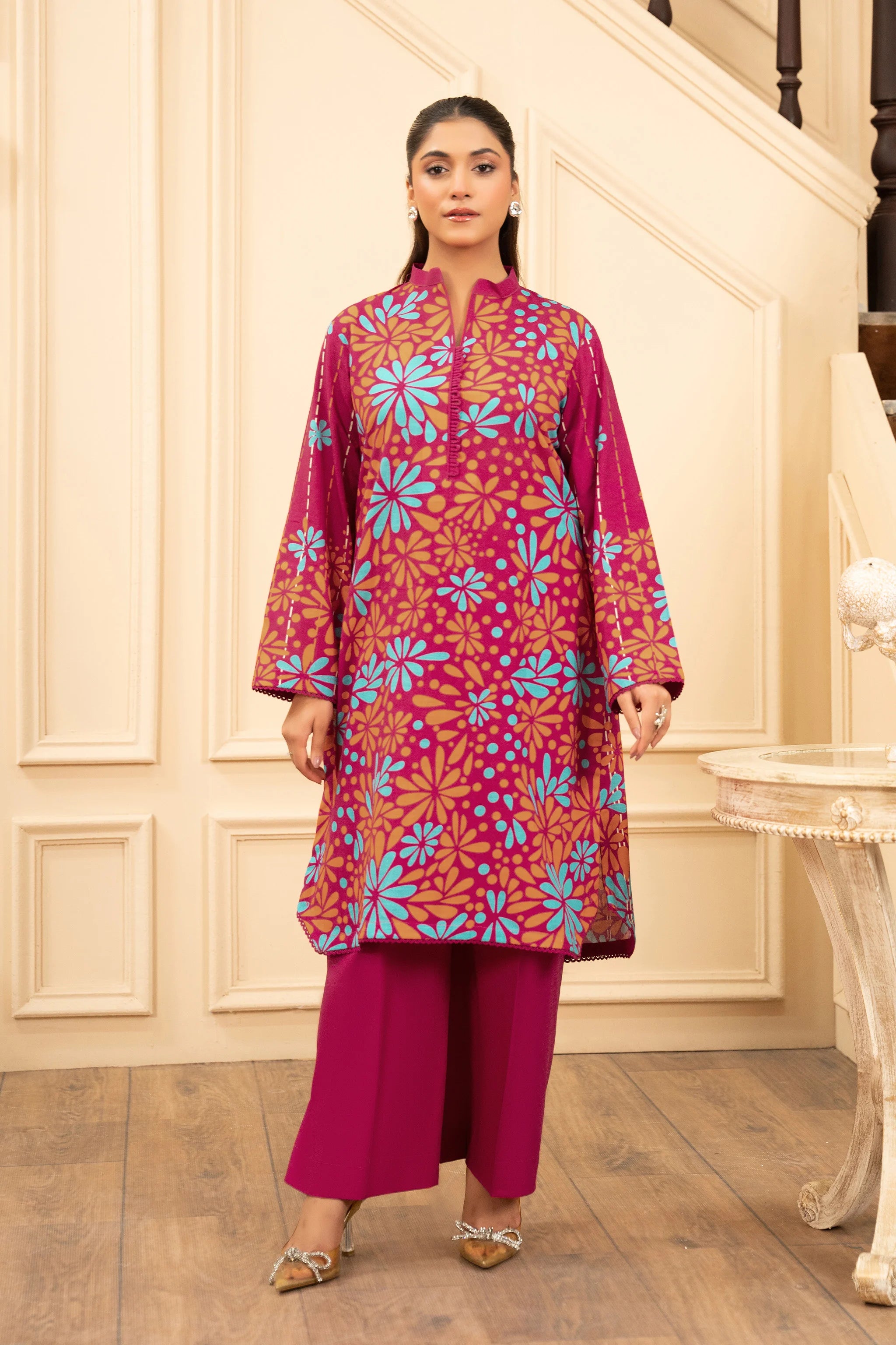 2 Piece Unstitched Printed Paprika Khaddar Secondary image