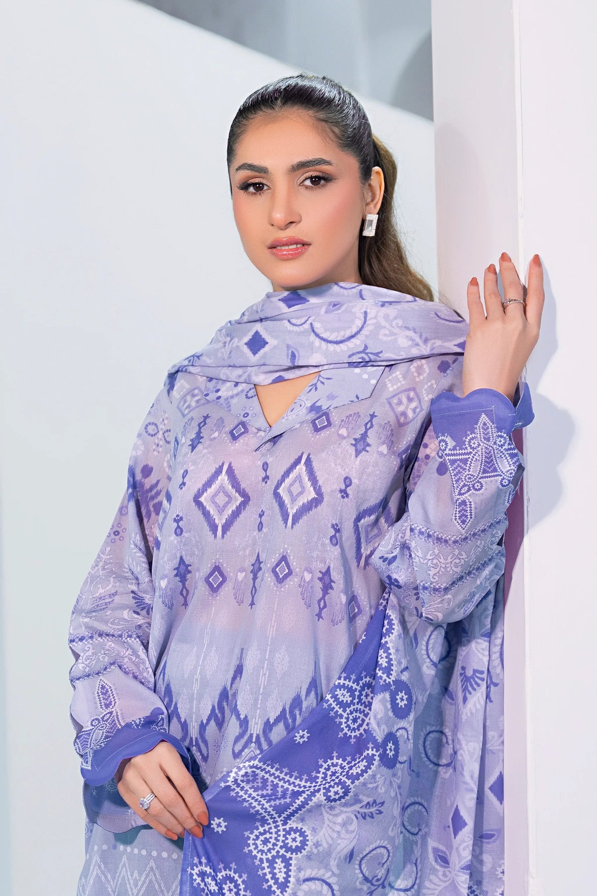3 Piece Unstitched Light Purple Premium Printed Lawn