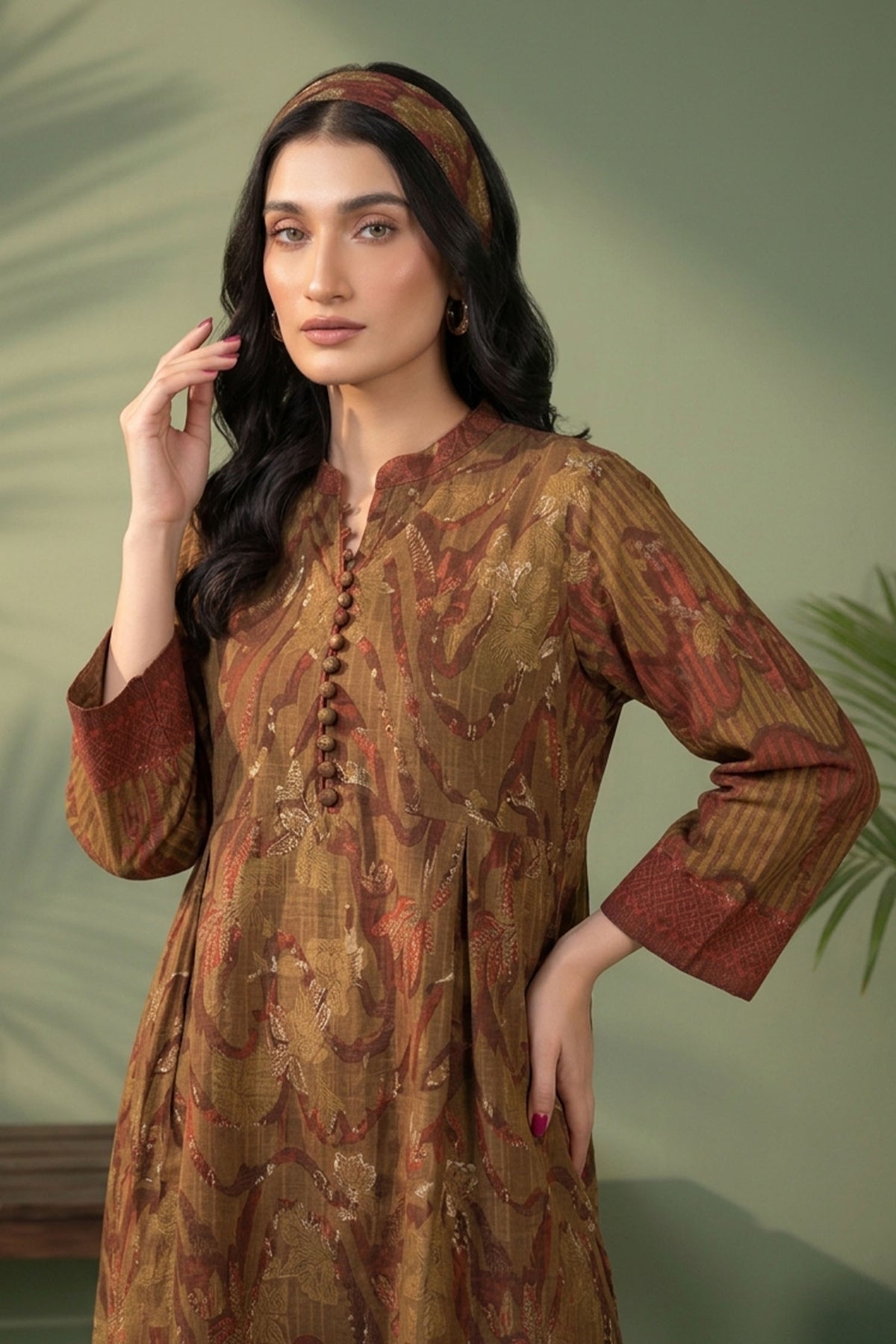 1 Piece Unstitched Doriya Khaddar Brown