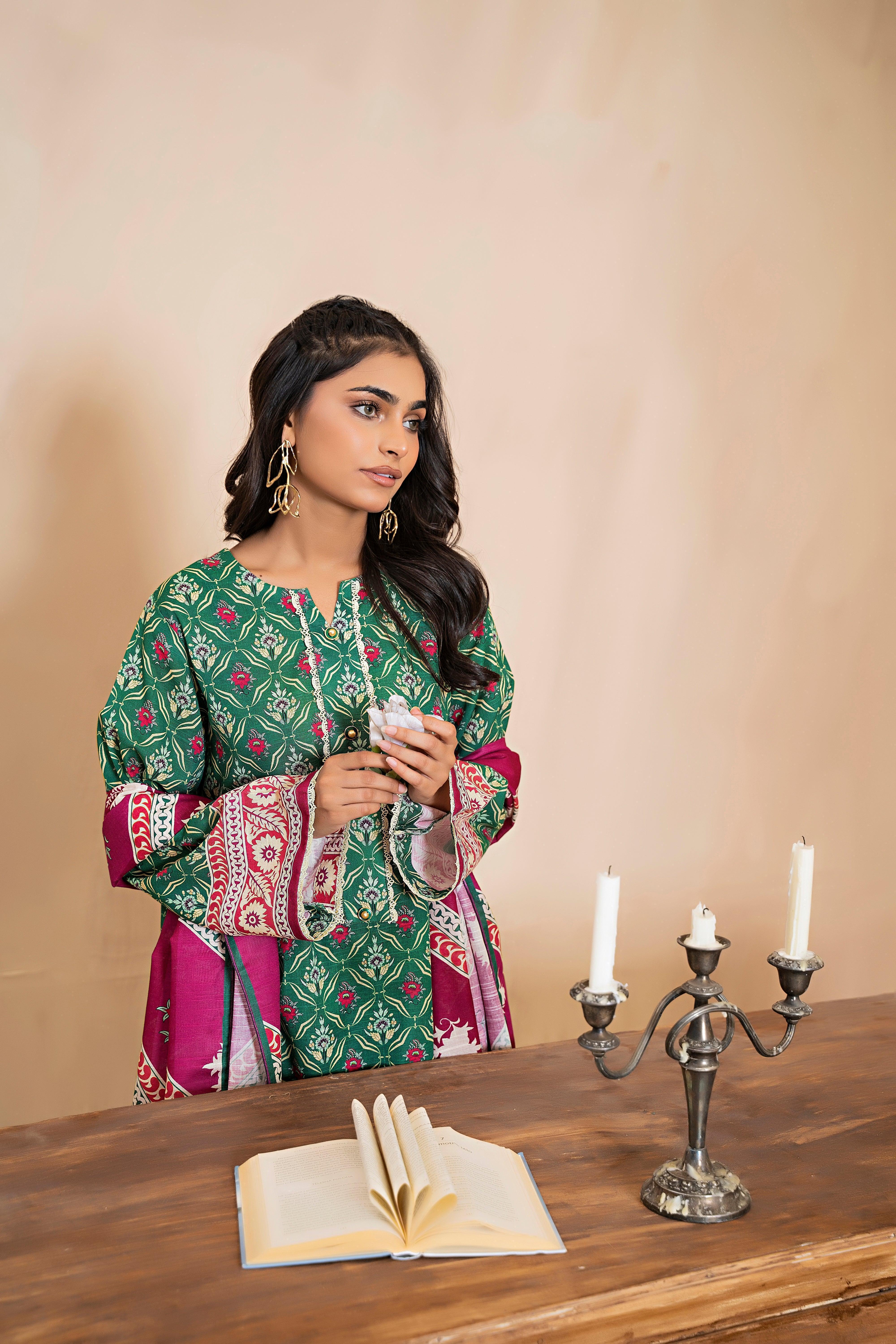 3 Piece Bottle Green Khaddar Unstitched - SafaNoor