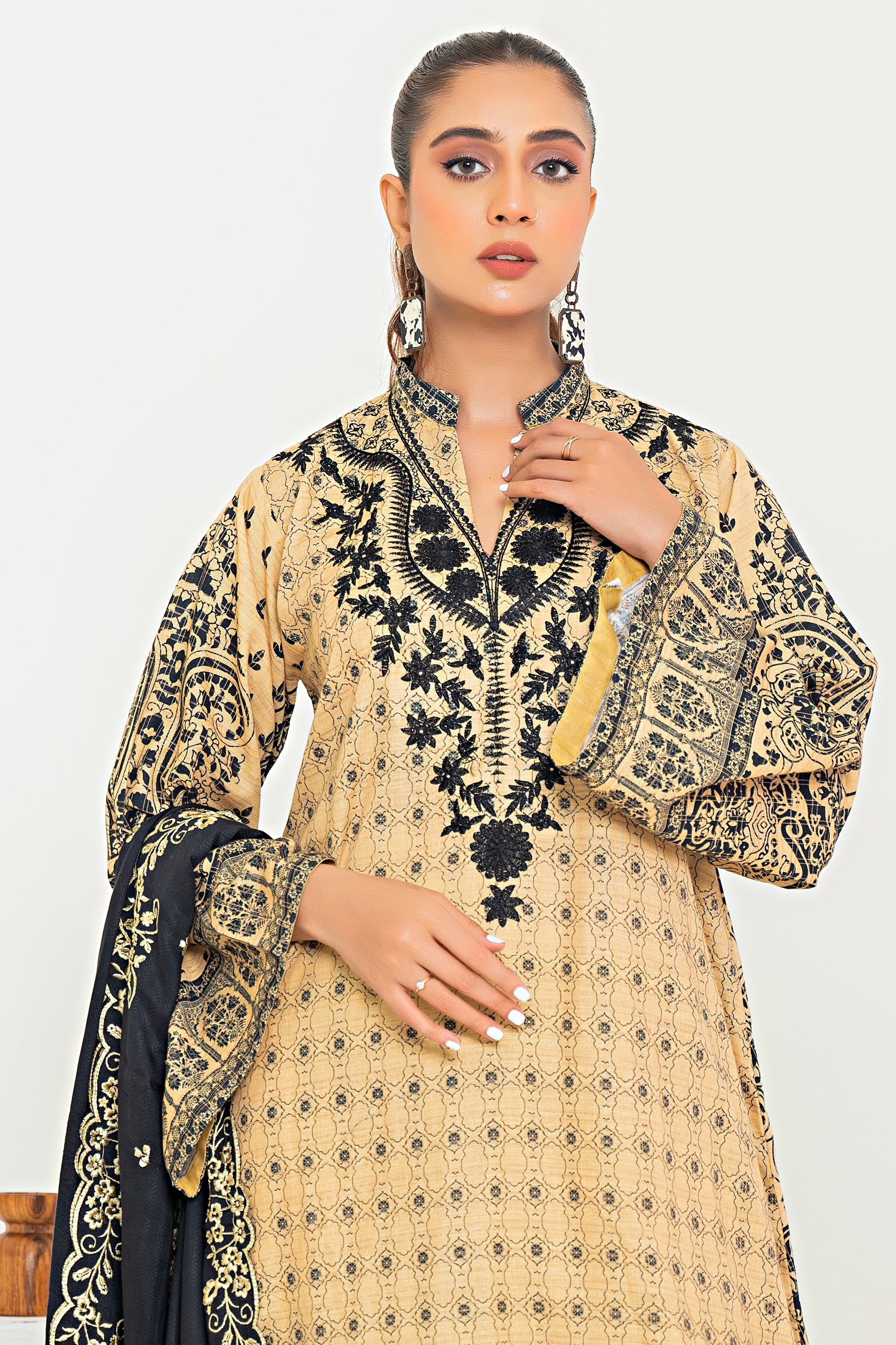 3 Piece Lemon Printed Khaddar Unstitched - (Vol-80/12)3P-W-24-D10 - SAFANOOR