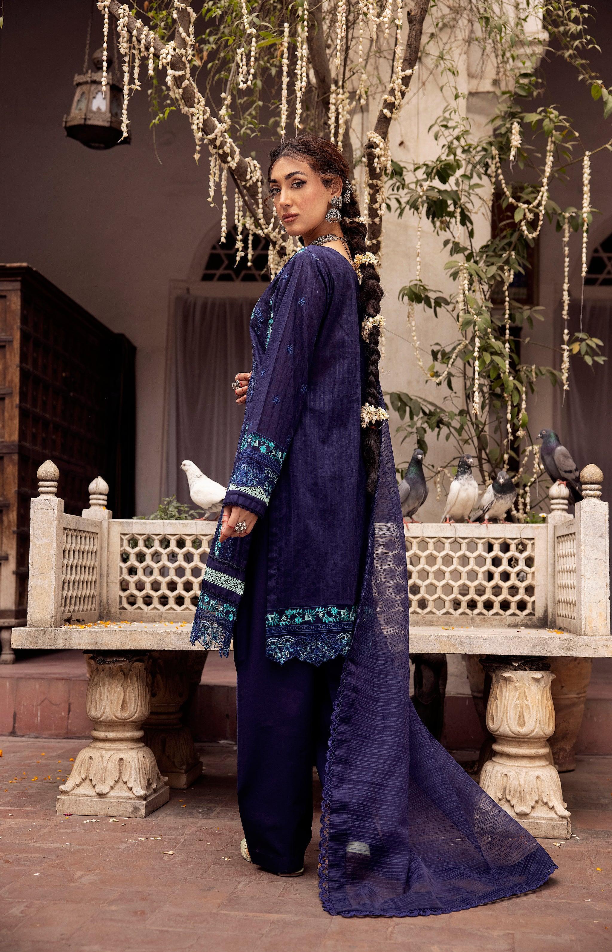 3 Piece Navy Blue Embroidered Organza Lawn - SafaNoor