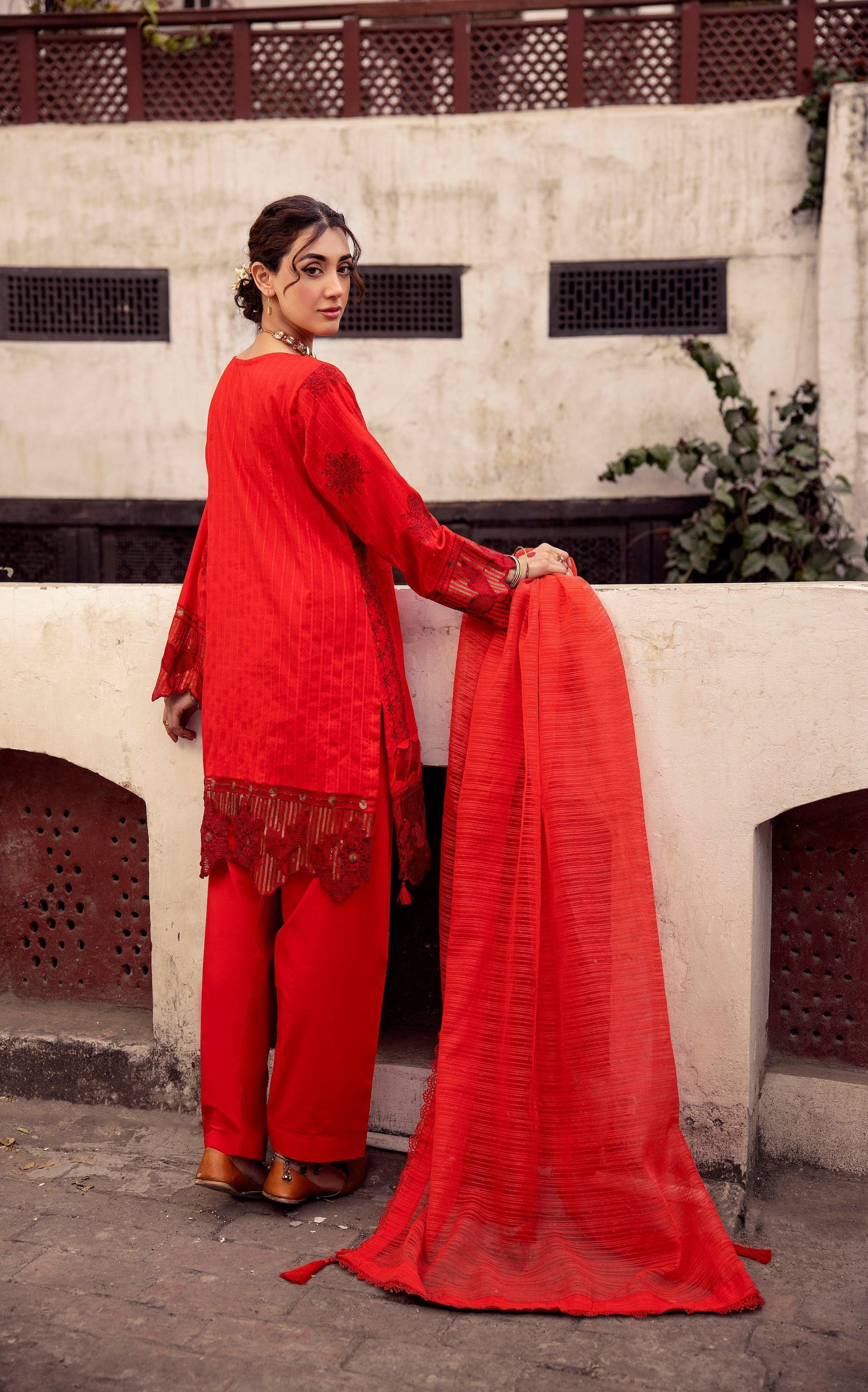 3 Piece Red Embroidered Organza Lawn - SafaNoor