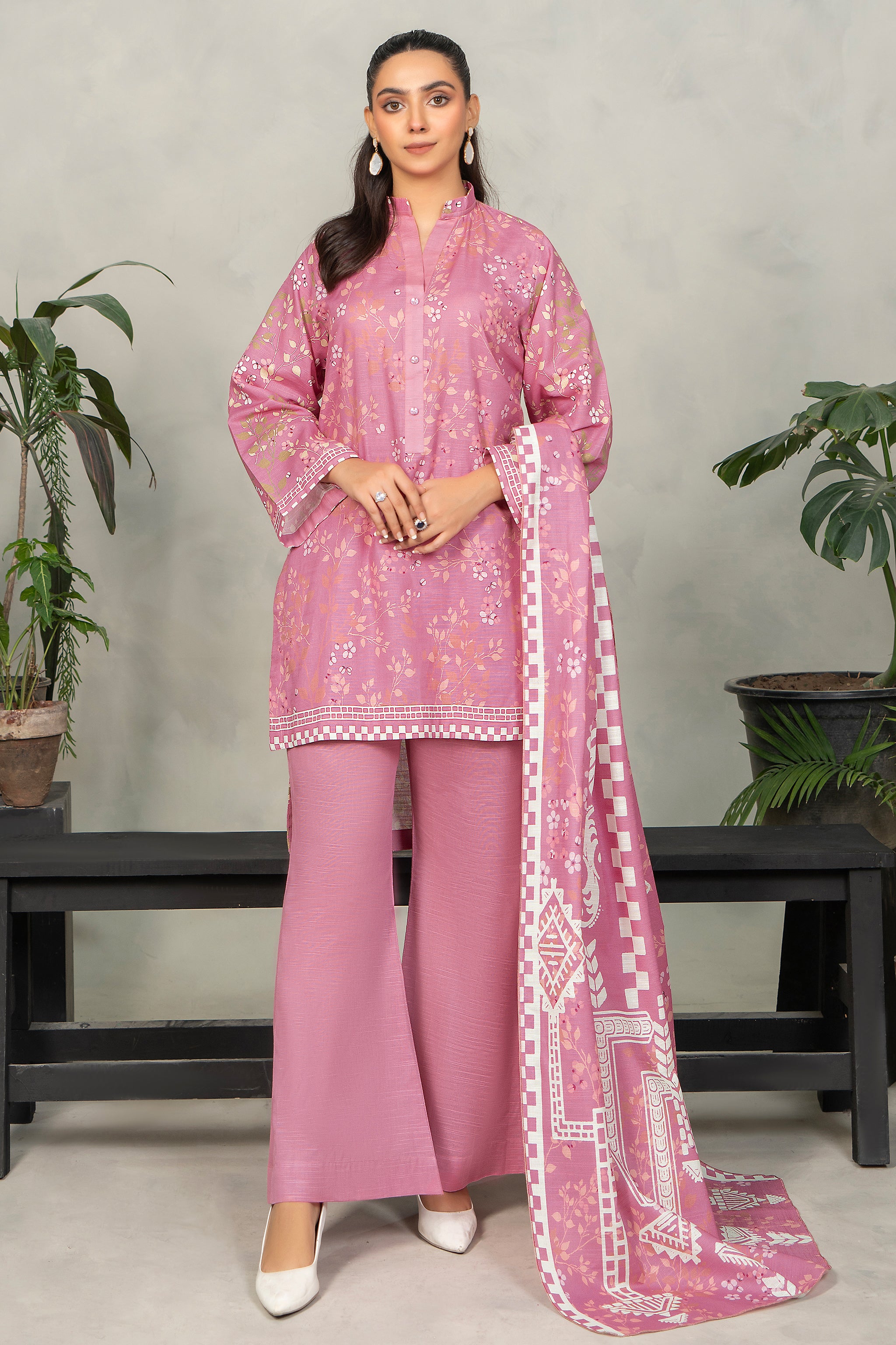 3 Piece Rose Pink Khaddar Unstitched - (Vol-84/13)3P-W-24-D10 - SAFANOOR