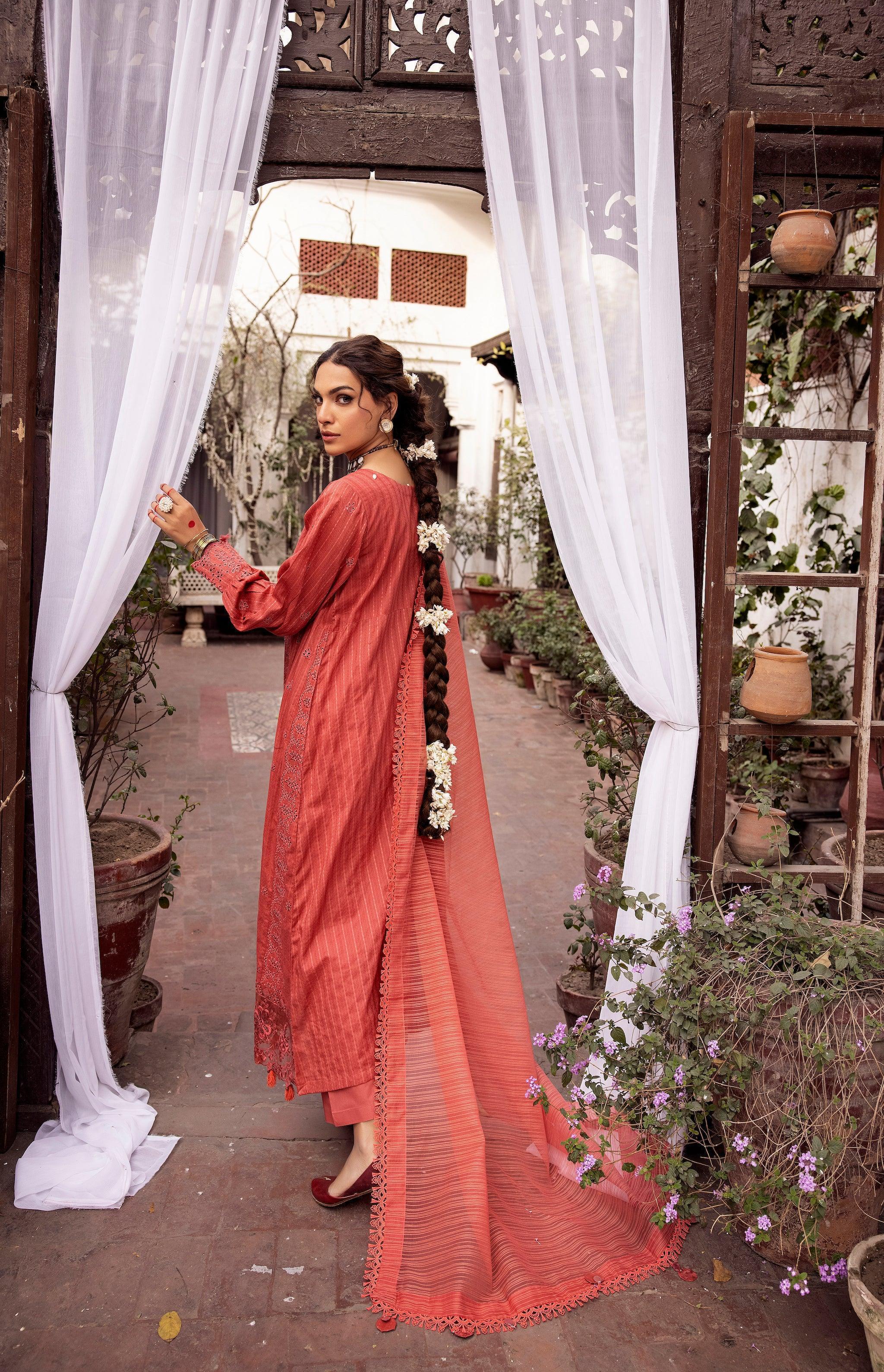 3 Piece Rusty Peach Embroidered Organza Lawn - SafaNoor