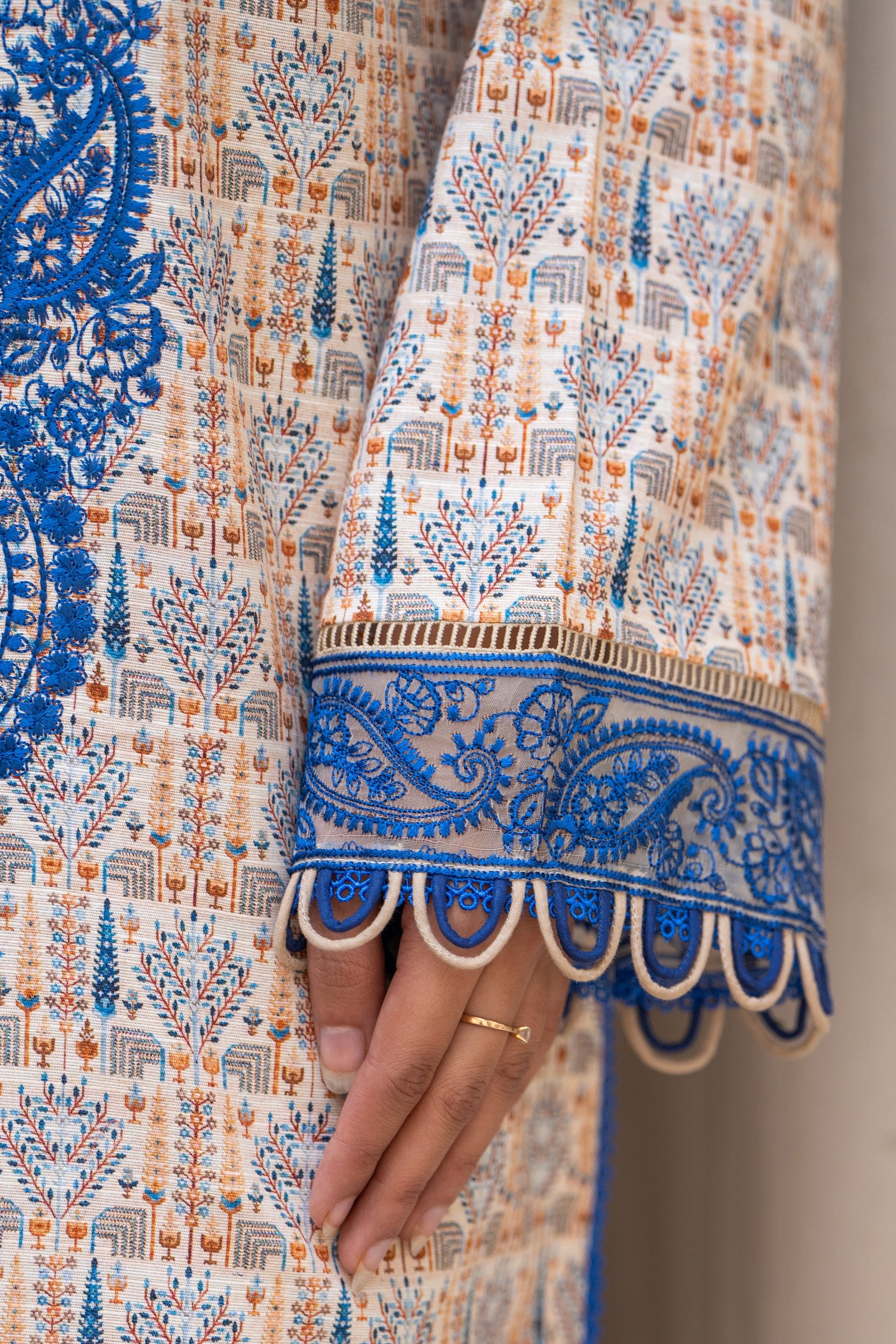 3 Piece Unstitched Beige Embroidered Khaddar - (Vol-115/08)D1 - SAFANOOOR