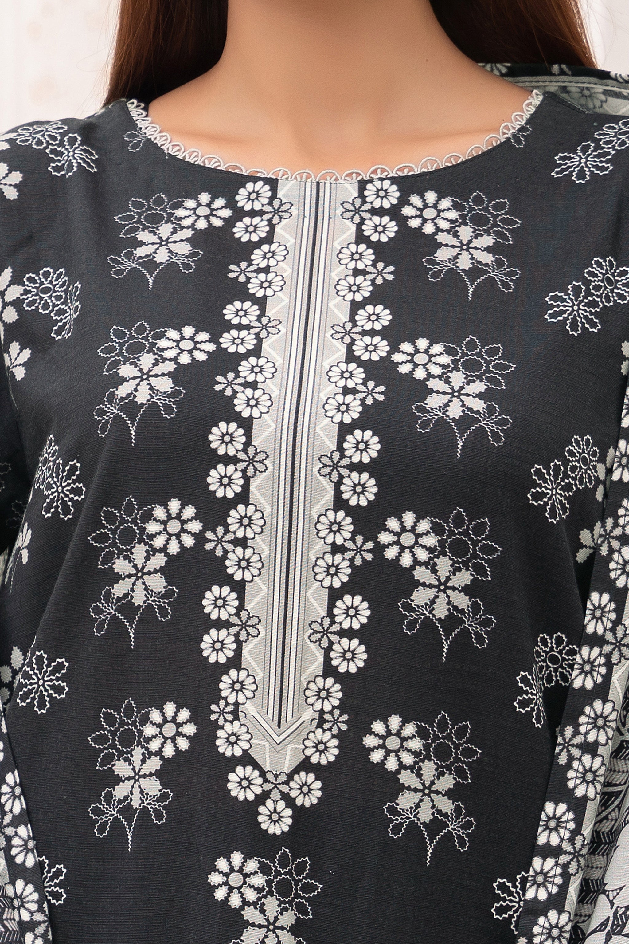 3 Piece Unstitched Black Premium Khaddar - (Vol-116/12)D11 - SAFANOOOR