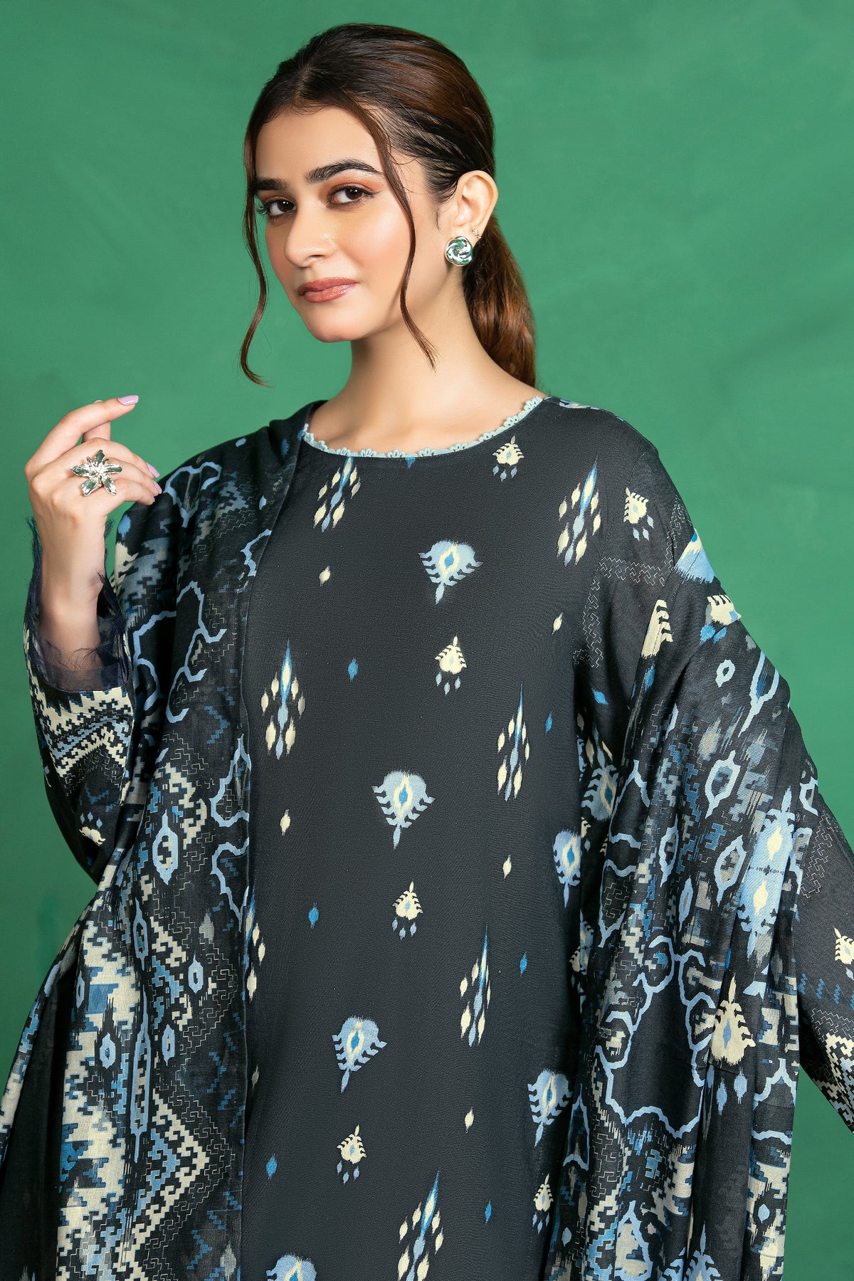 3 Piece Unstitched Black Printed Cotton - (Vol-110/13)D11 - SAFANOOOR