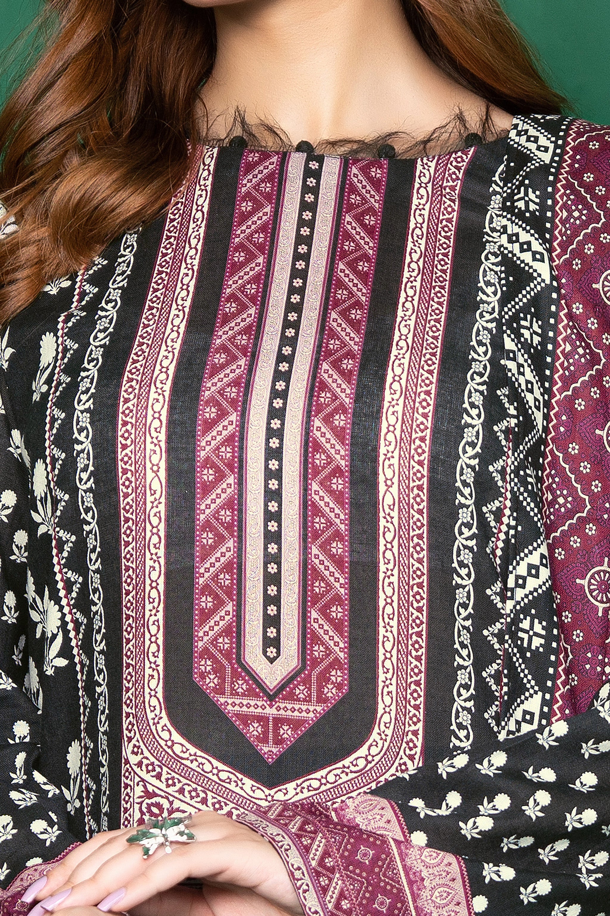 3 Piece Unstitched Black Printed Cotton - (Vol-110/13)D8 - SAFANOOOR