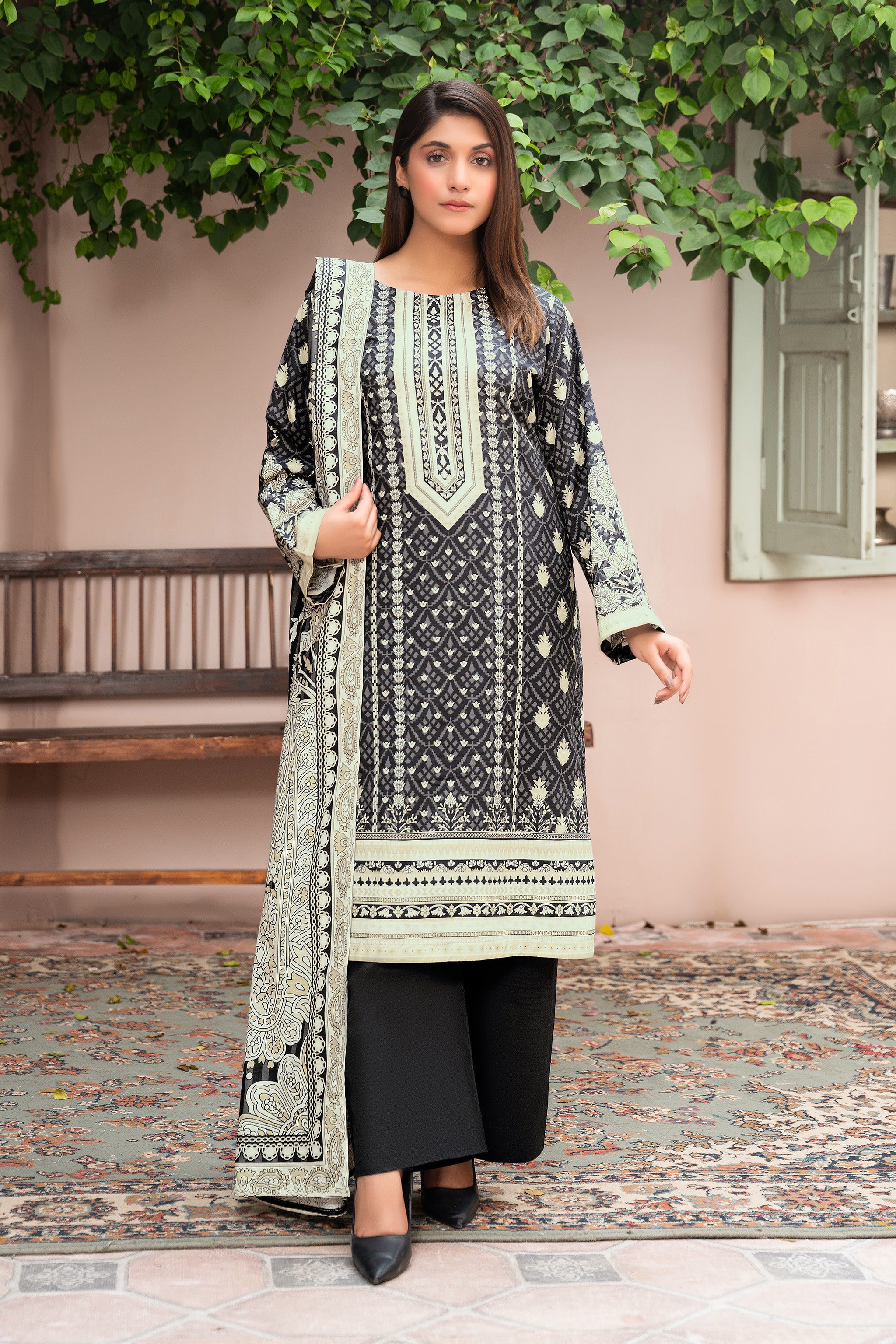 3 Piece Unstitched Black Printed Khaddar - (Vol-111/11)D1 - SAFANOOOR