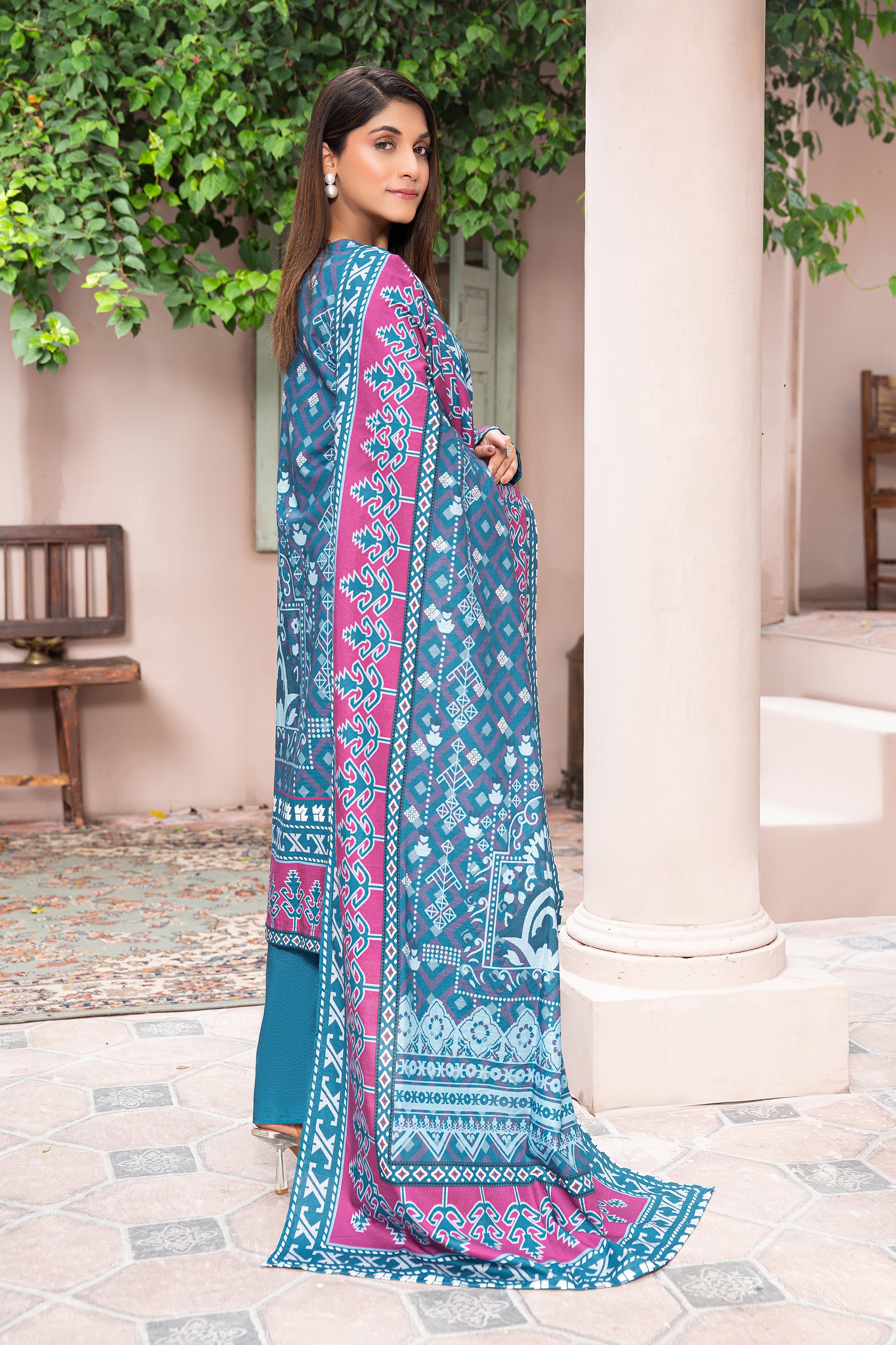 3 Piece Unstitched Blue Printed Khaddar - (Vol-111/11)D4 - SAFANOOOR