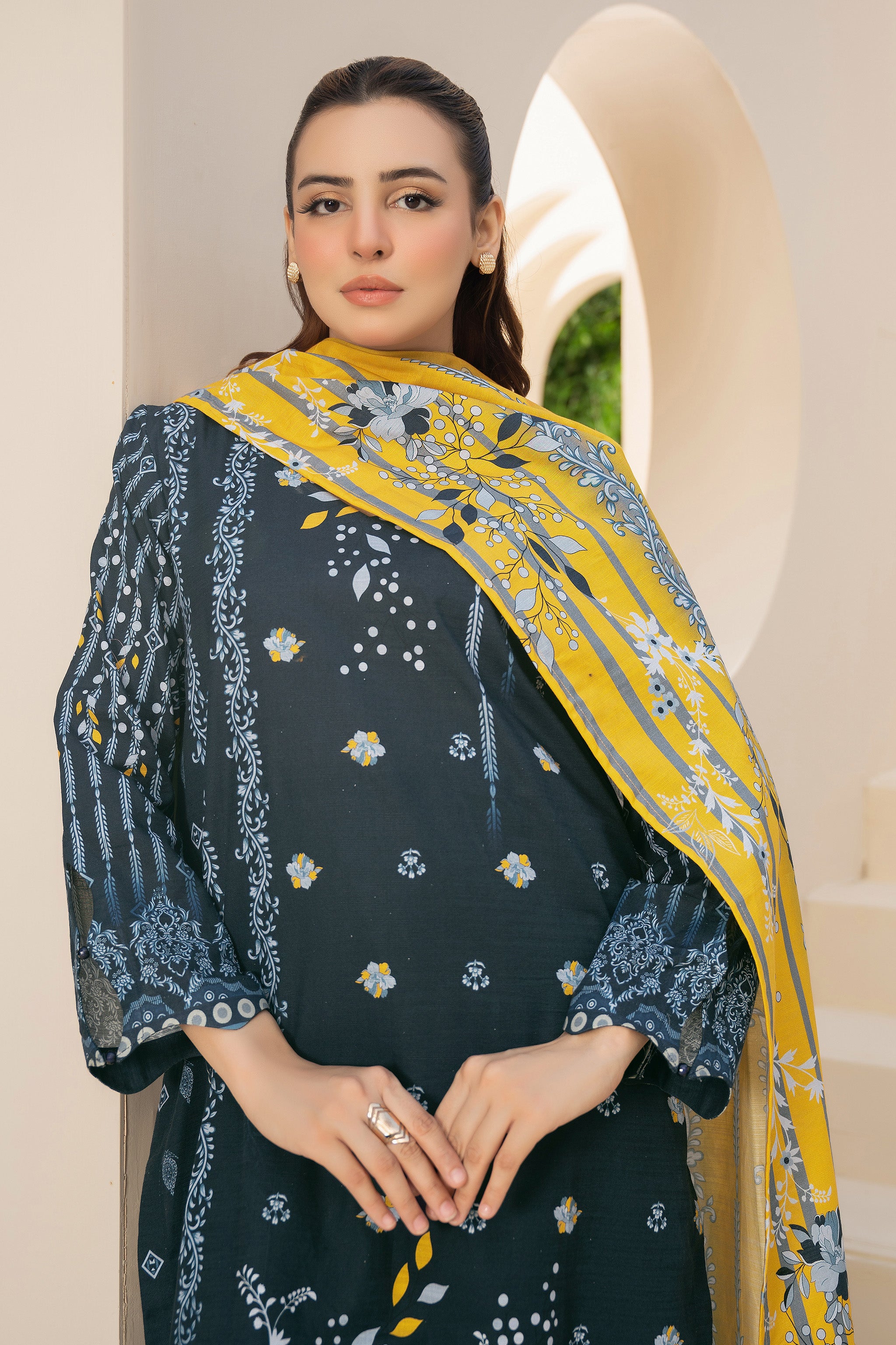 3 Piece Unstitched Bottle Green Printed Khaddar - (Vol-111/10)D10 - SAFANOOOR