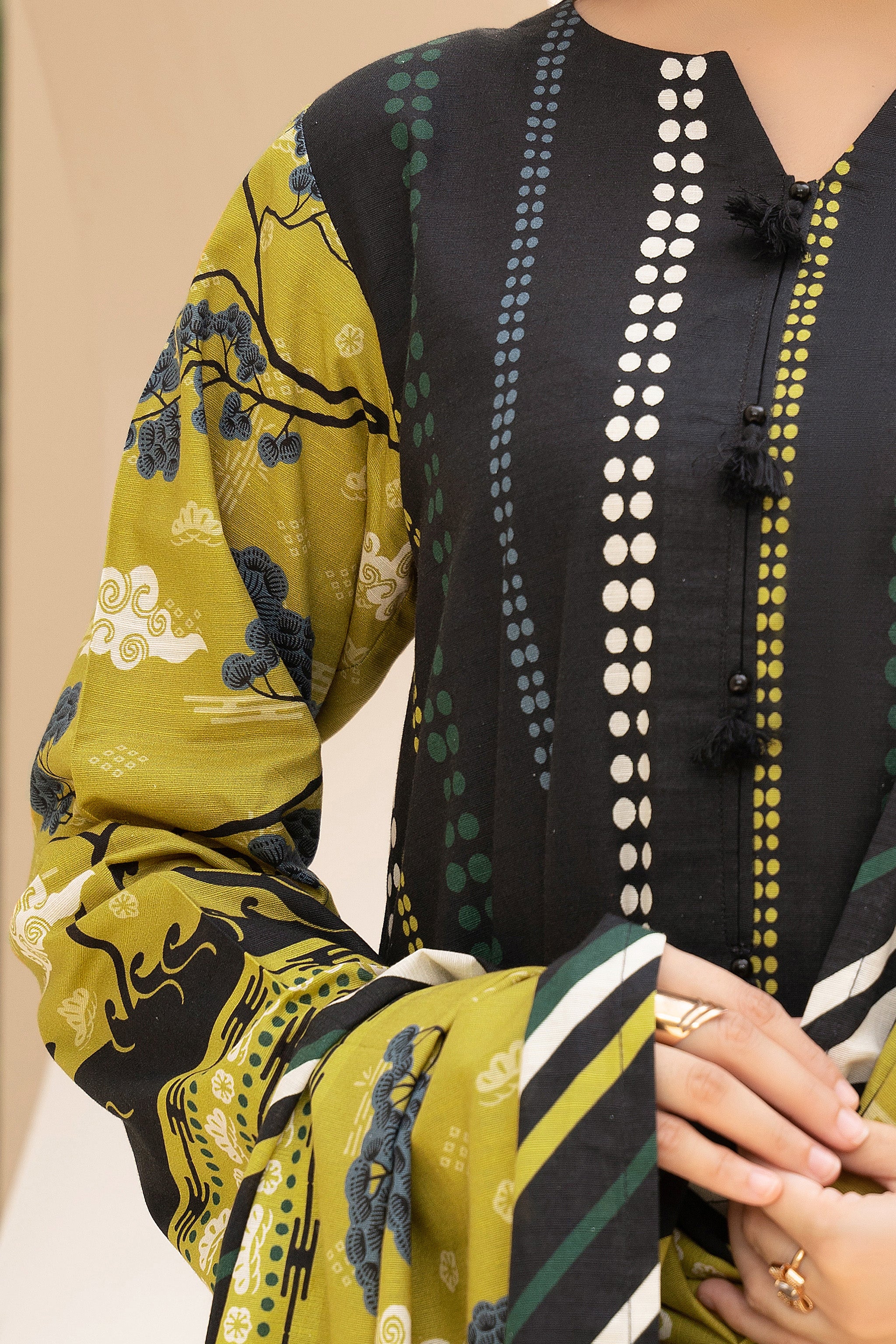 3 Piece Unstitched Chic Black Printed Khaddar - (Vol-111/10)D3 - SAFANOOOR