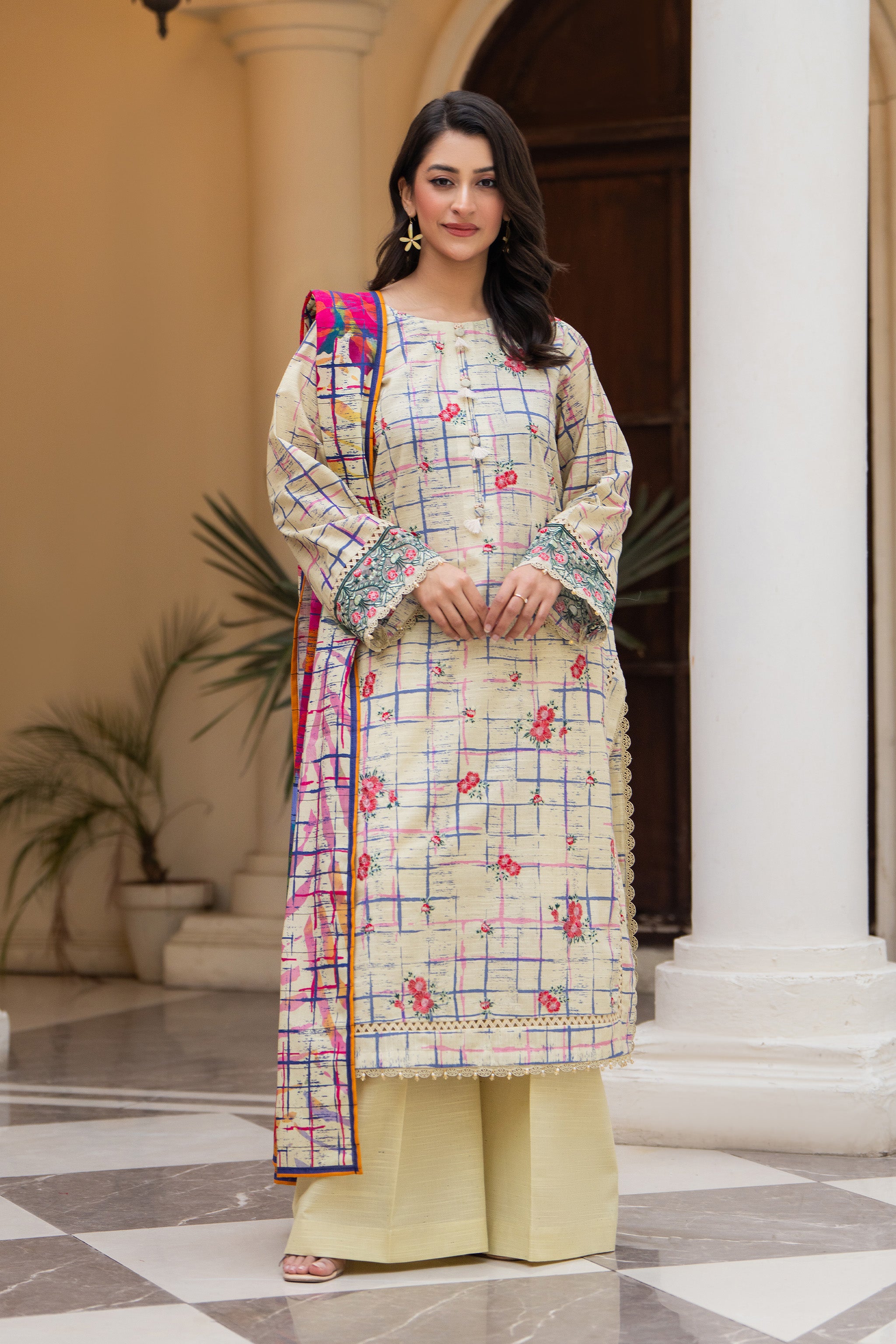 3 Piece Unstitched Cream Embroidered Khaddar Secondary image