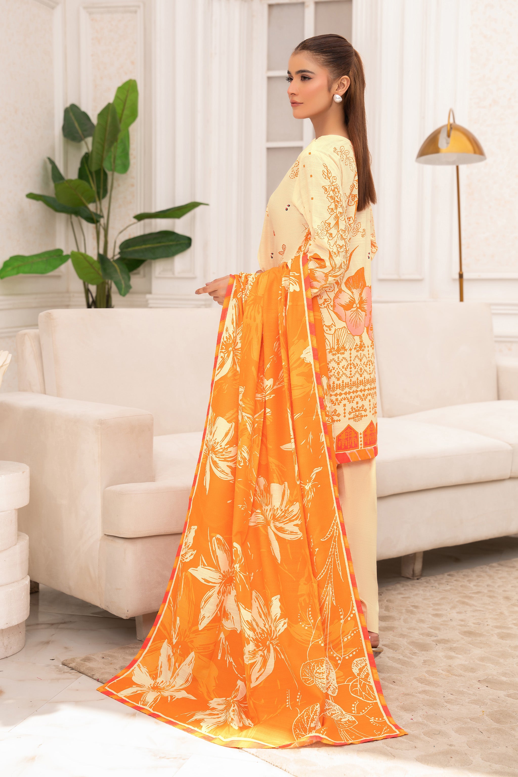 3 Piece Unstitched Cream Premium Khaddar - (Vol-116/12)D8 - SAFANOOOR