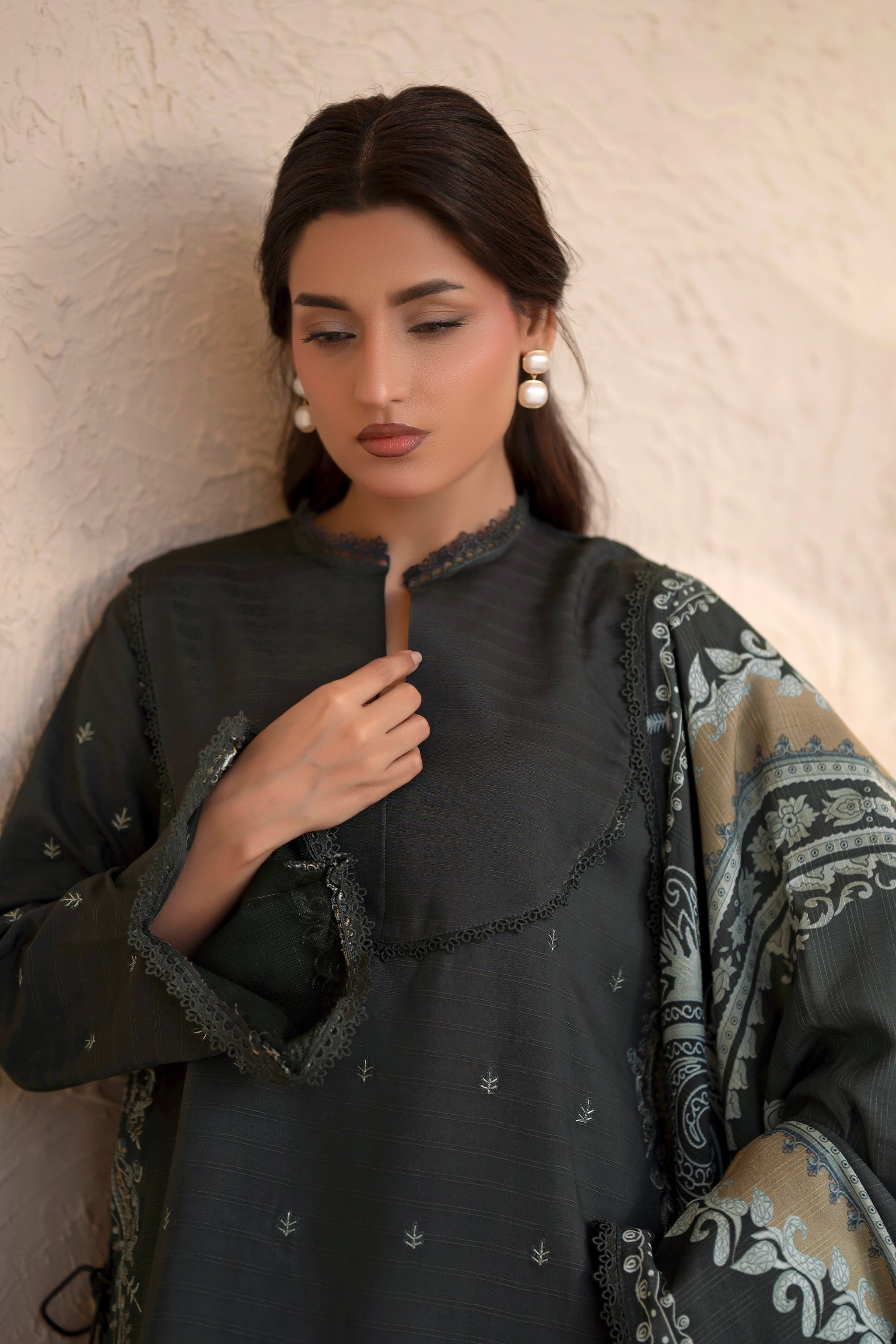 3 Piece Unstitched Dark Gray Premium Embroidered Lawn - Safa Noor
